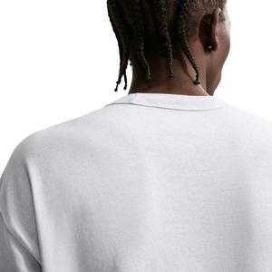 Nike Men's Sportswear Premium Essentials Long-Sleeve T-Shirt