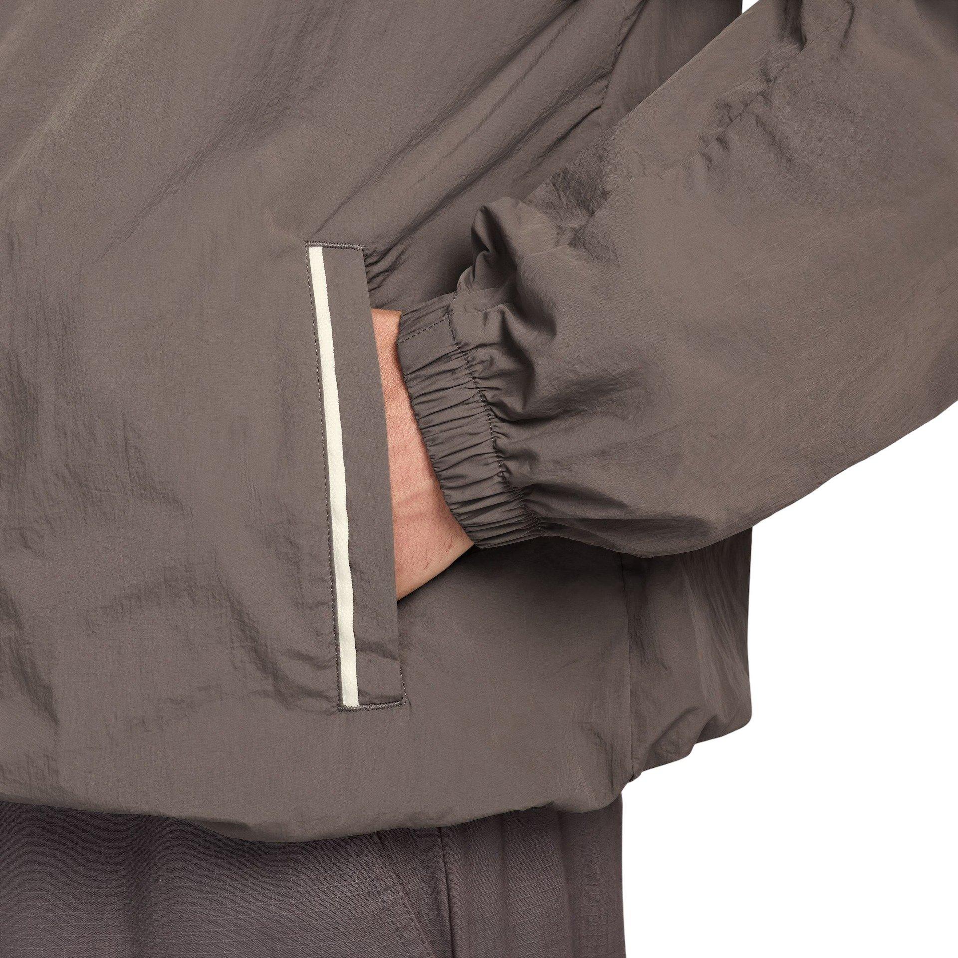 Jordan Men's Brooklyn GFX Shell Jacket - Grey - GREY Thumbnail View 3