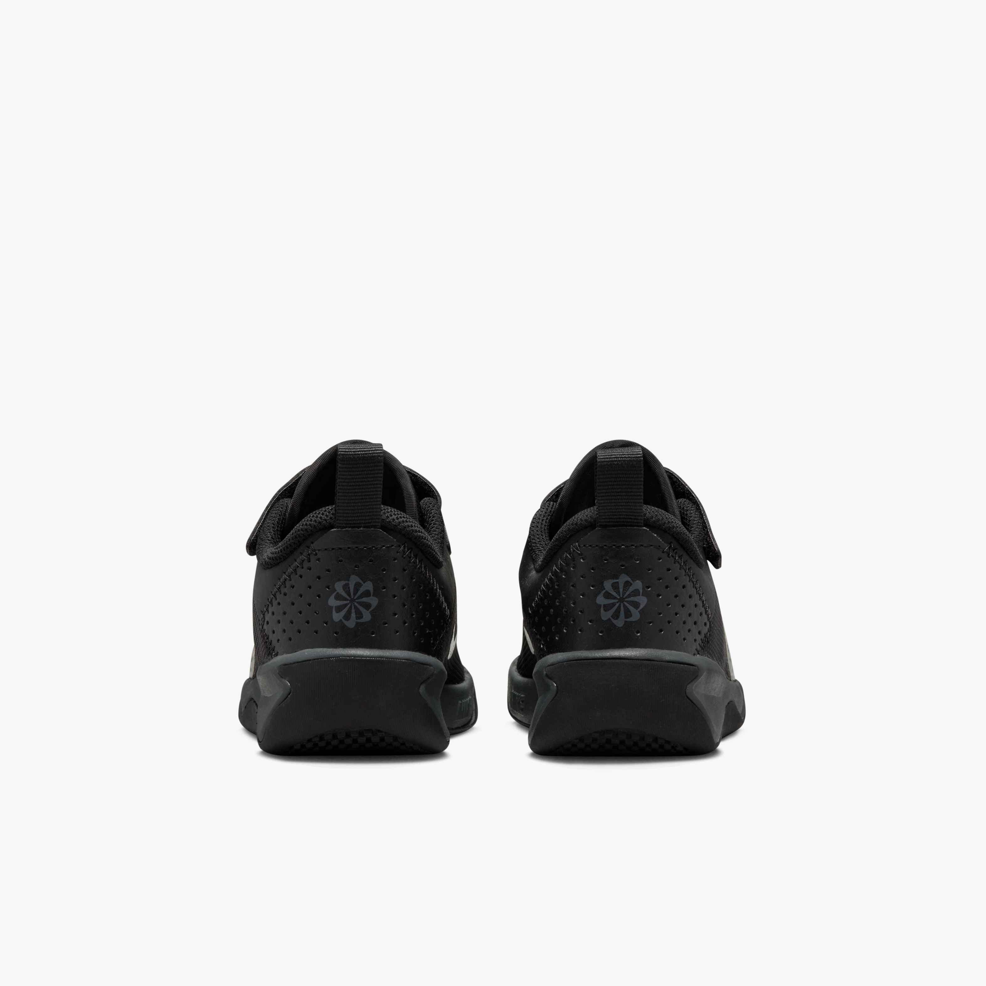 Nike Omni Multi-Court Preschool Boys' "Black/Anthracite" Shoe