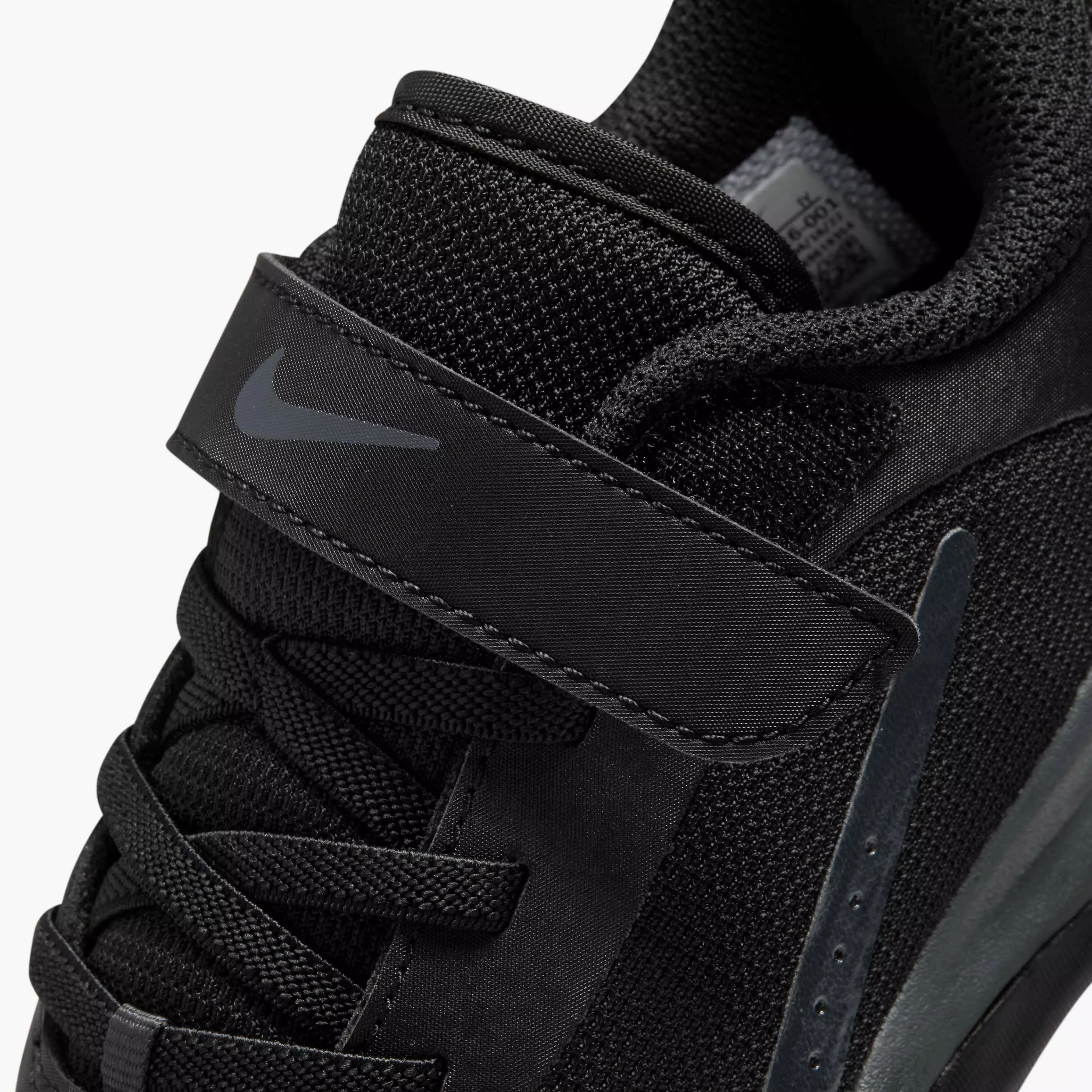 Nike Omni Multi-Court "Black/Anthracite" Preschool Boys' Shoe - BLACK