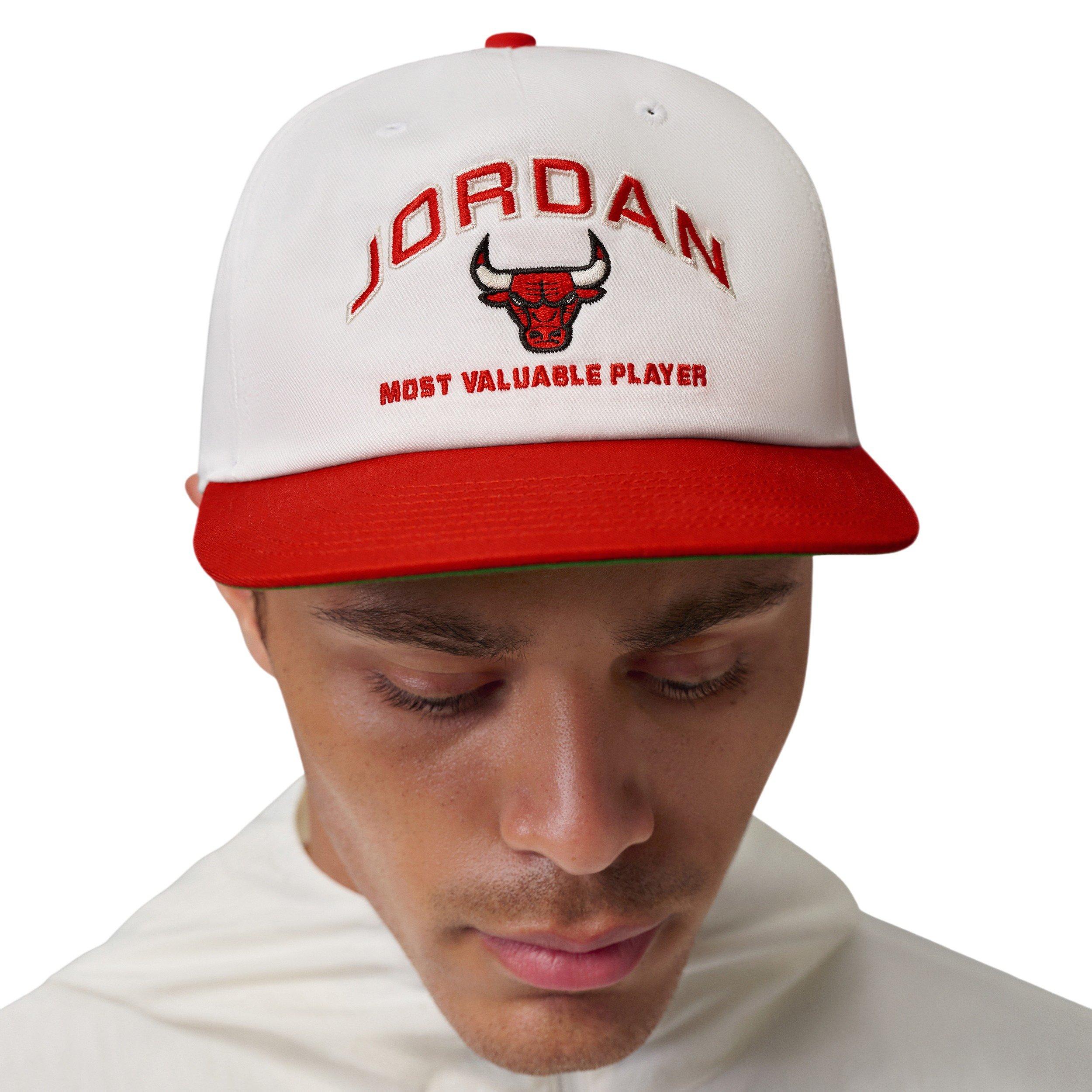 Jordan Adult Chicago Bulls NBA Pro Snapback Hat - WHITE Thumbnail View 4