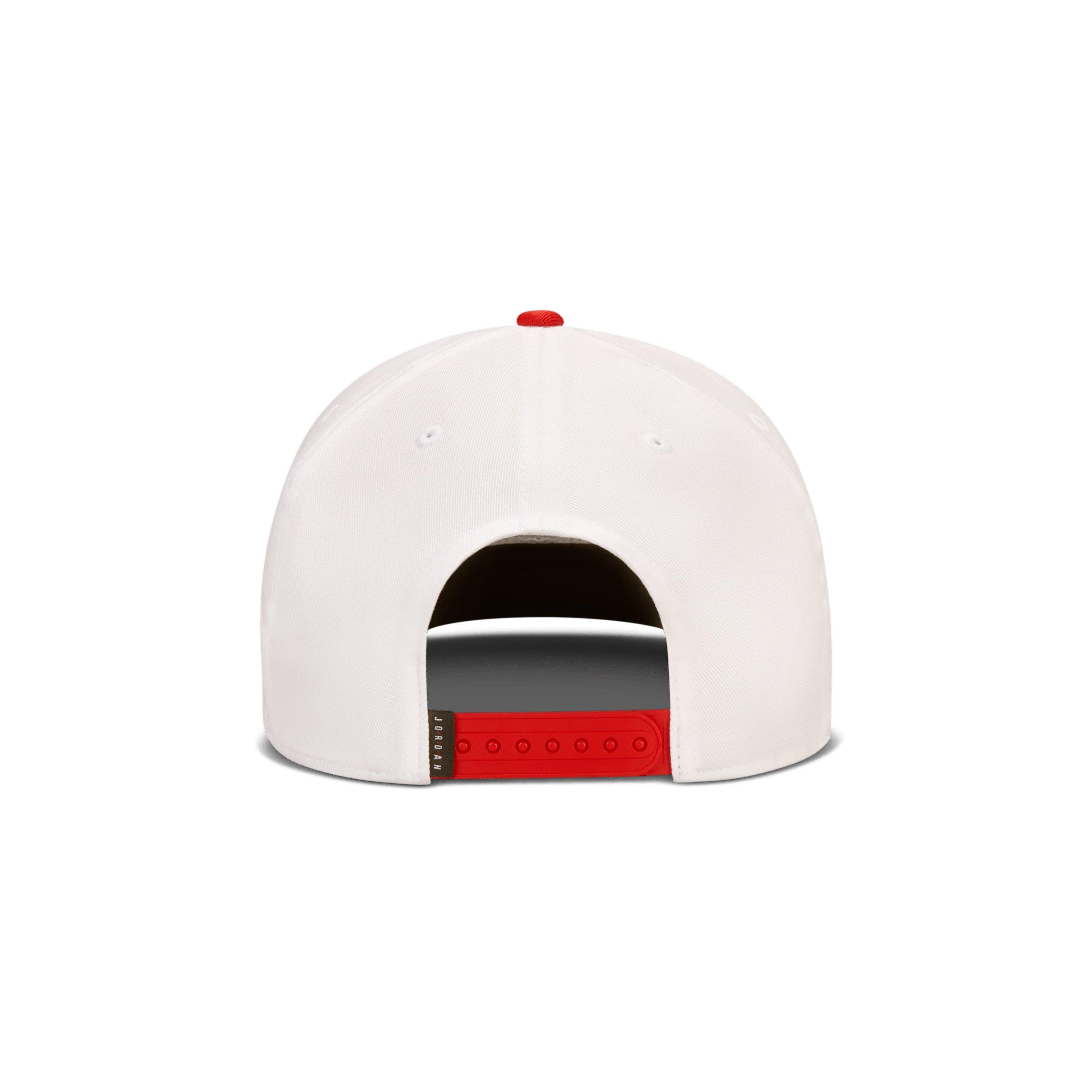 Jordan Adult Chicago Bulls NBA Pro Snapback Hat - WHITE Thumbnail View 6