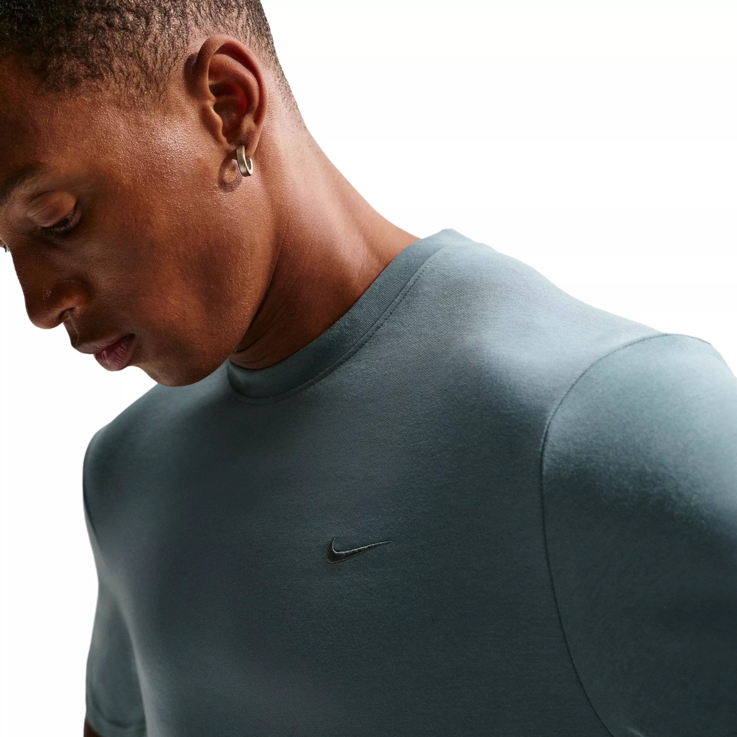 Nike Men's Primary Dri-FIT Short-Sleeve Versatile Top - MINERAL SLATE