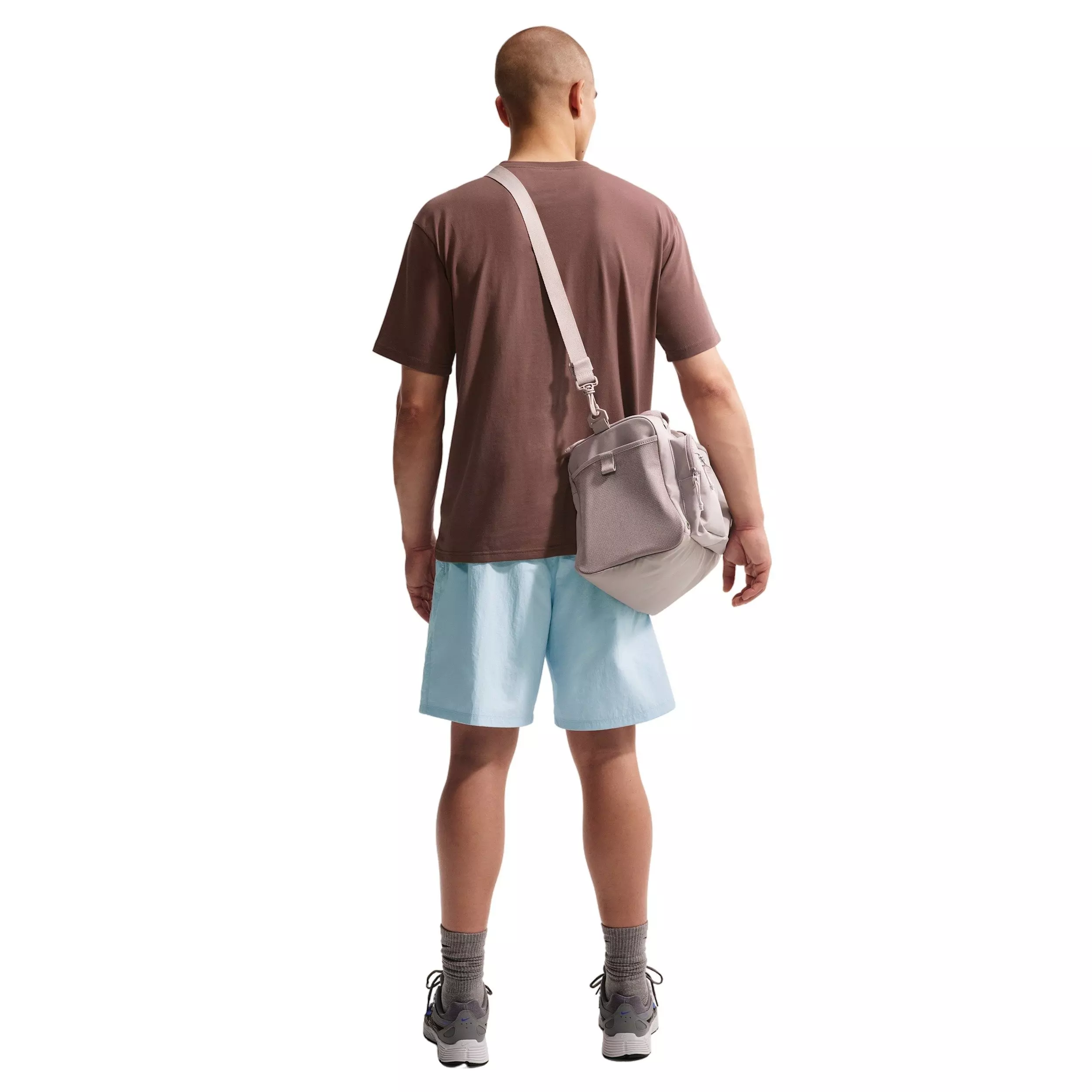 Nike Men's Sportswear Club Max T-Shirt - PURPLE