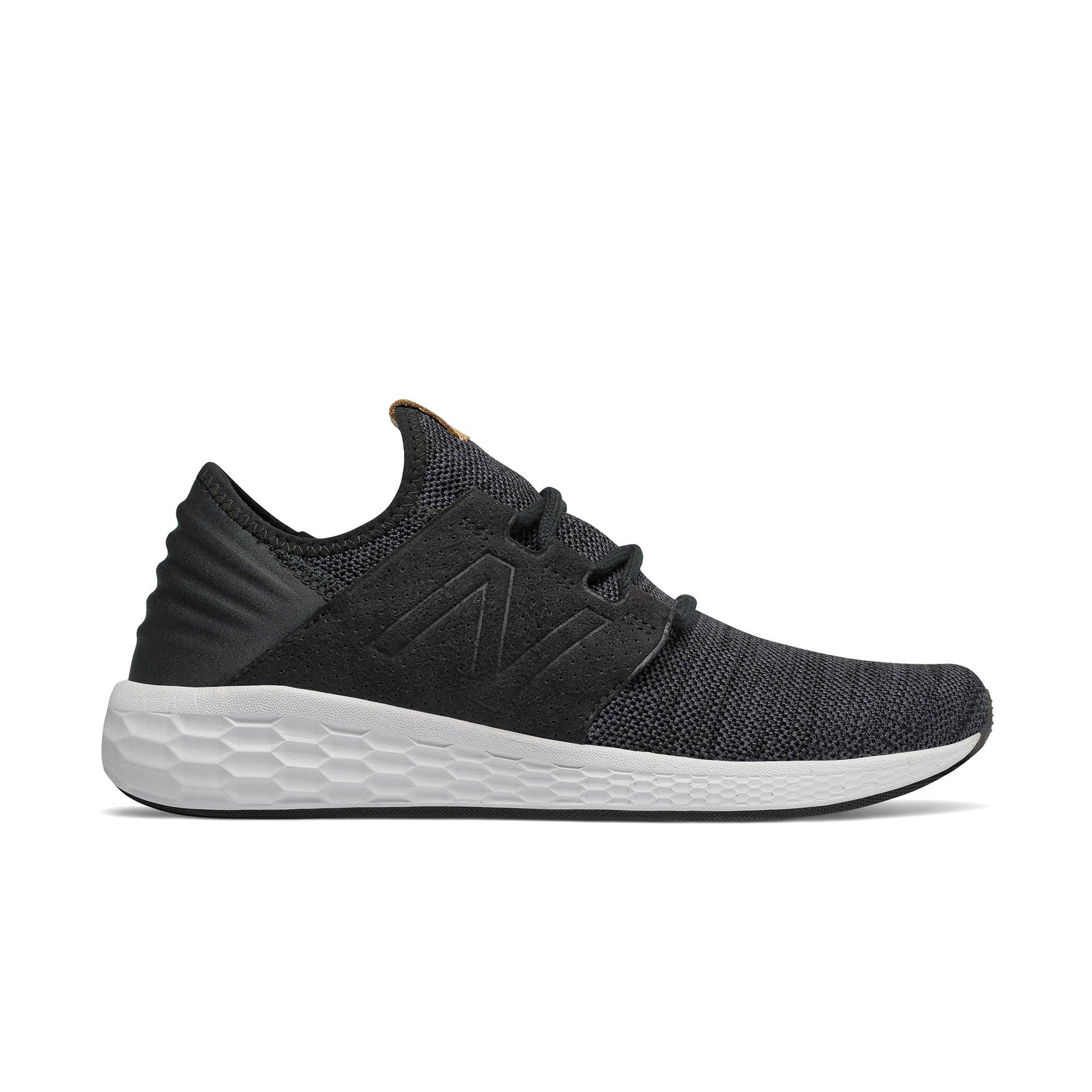 new balance running cruz trainers in black