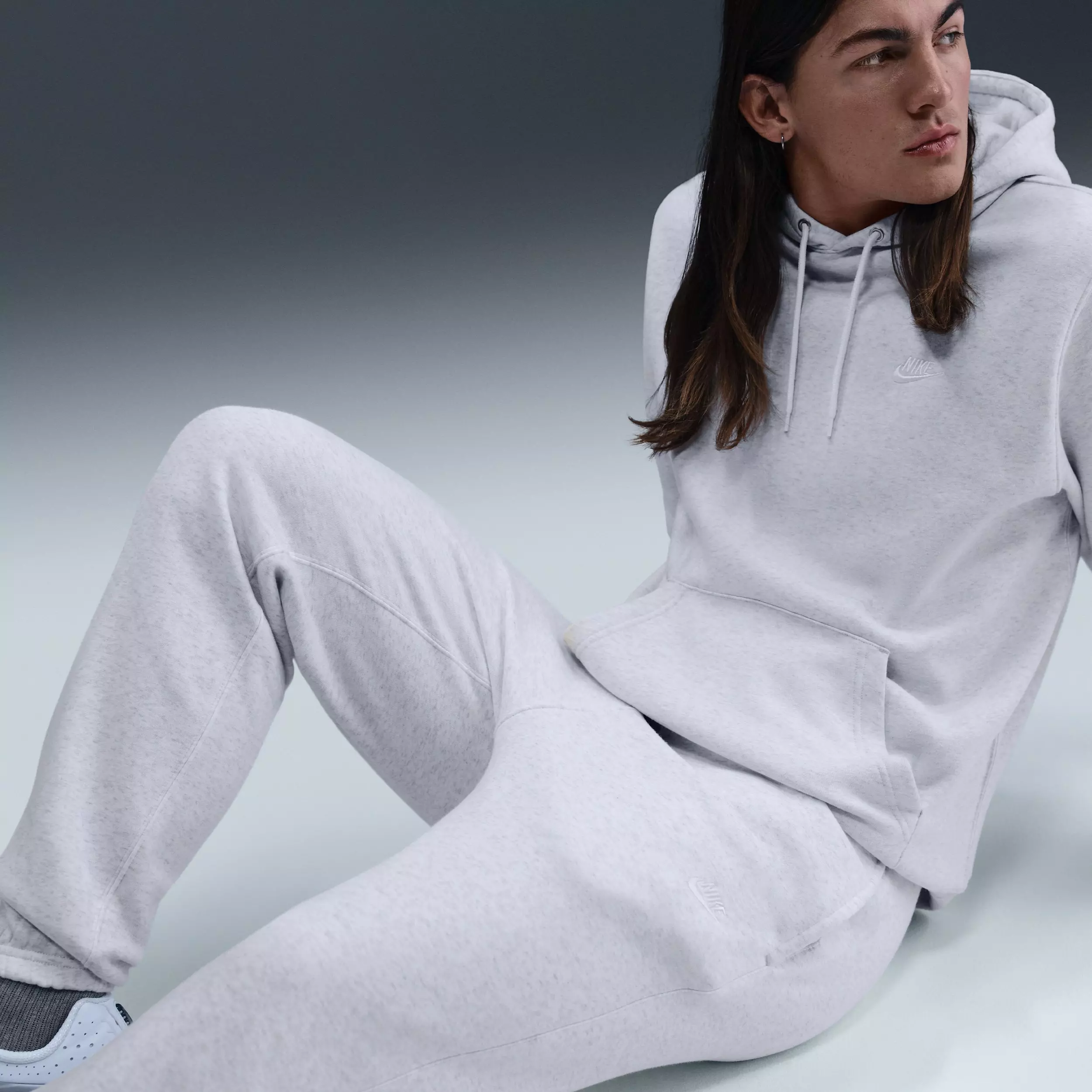 Nike Men's Club Cuffed Brushed Fleece Pants - BIRCH HEATHER