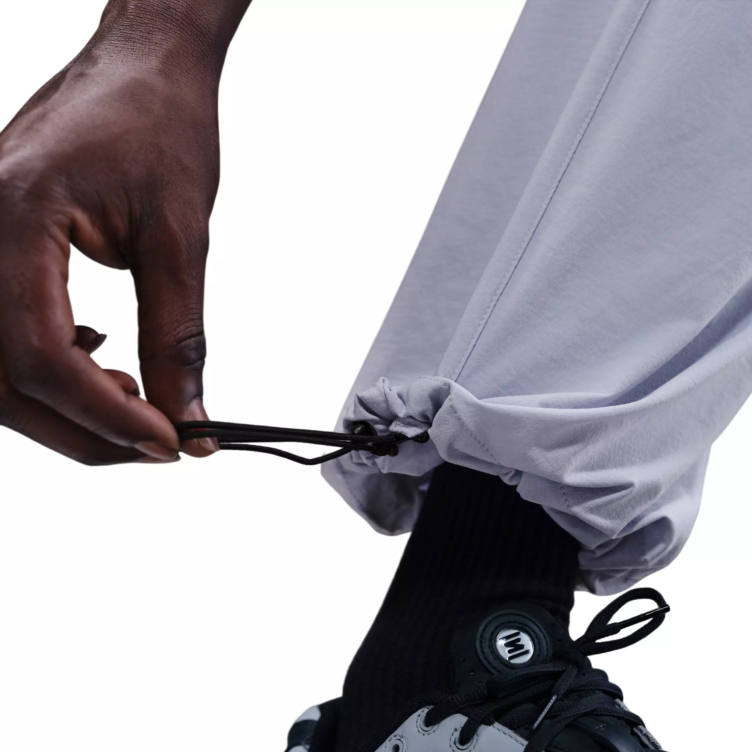 Nike Men's tech Woven Oversized Pants - GREY