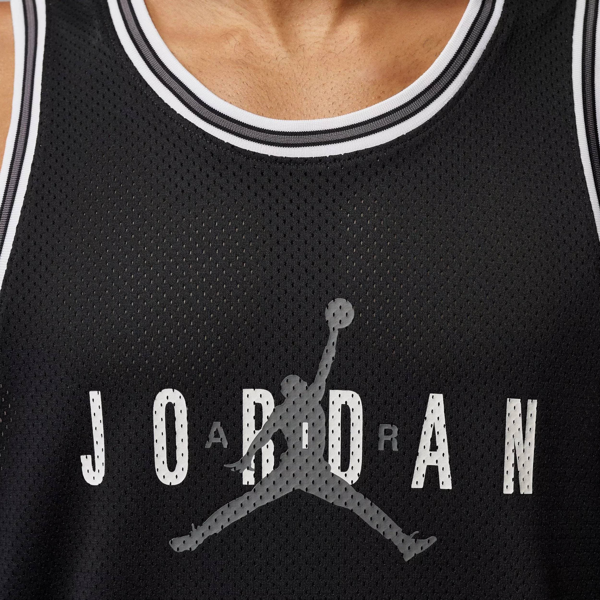 Jordan Men's Brooklyn Mesh Jersey - BLACK