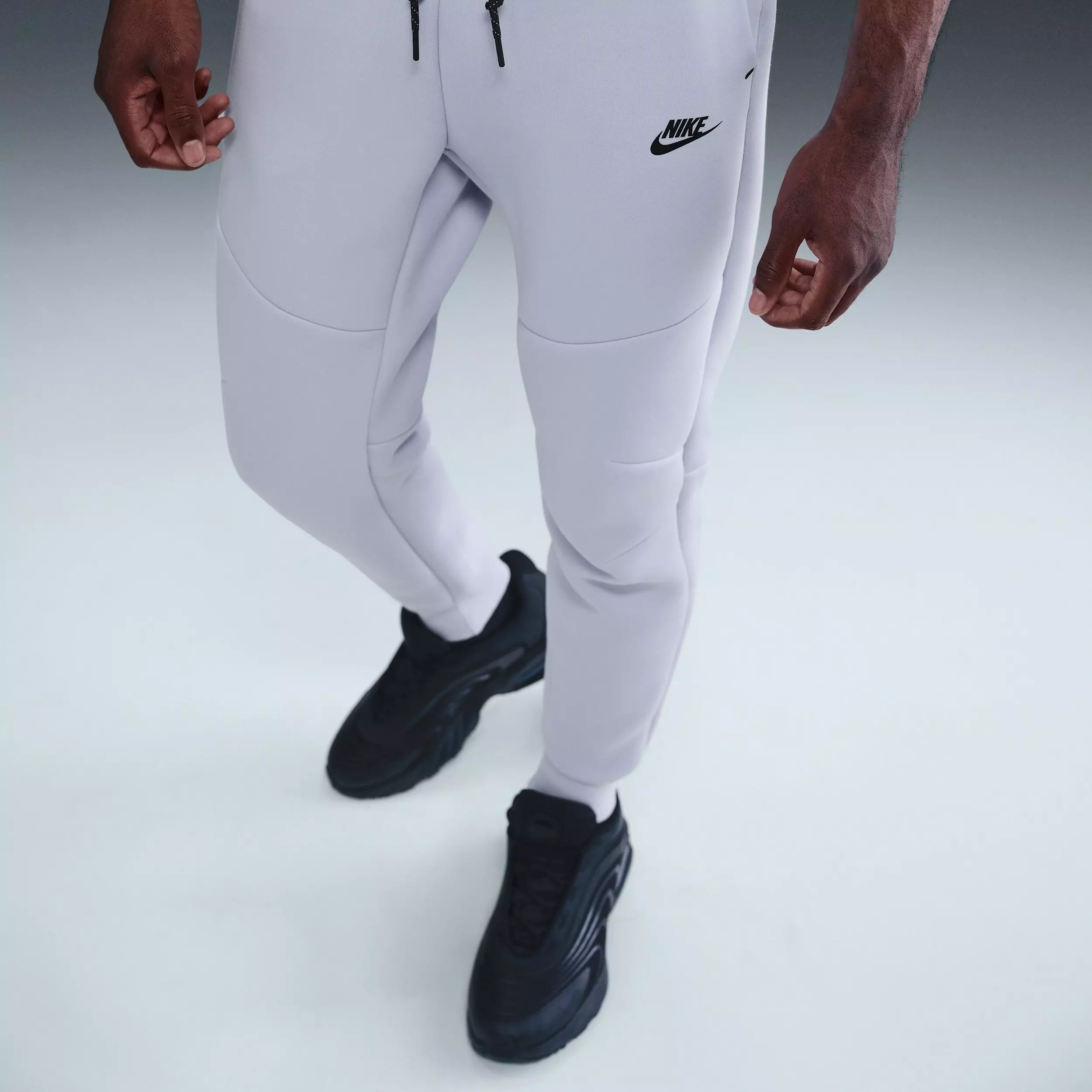 Nike Men's Tech Fleece Joggers - GREY