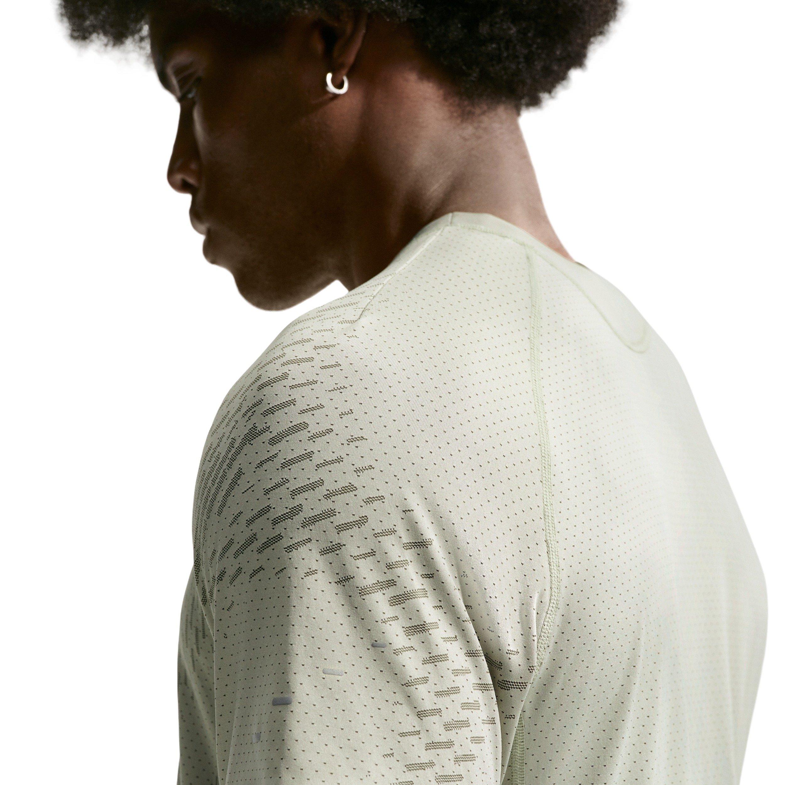 Nike Men's Stride Plus Dri-FIT ADV Short-Sleeve Running Top - GREEN Thumbnail View 2