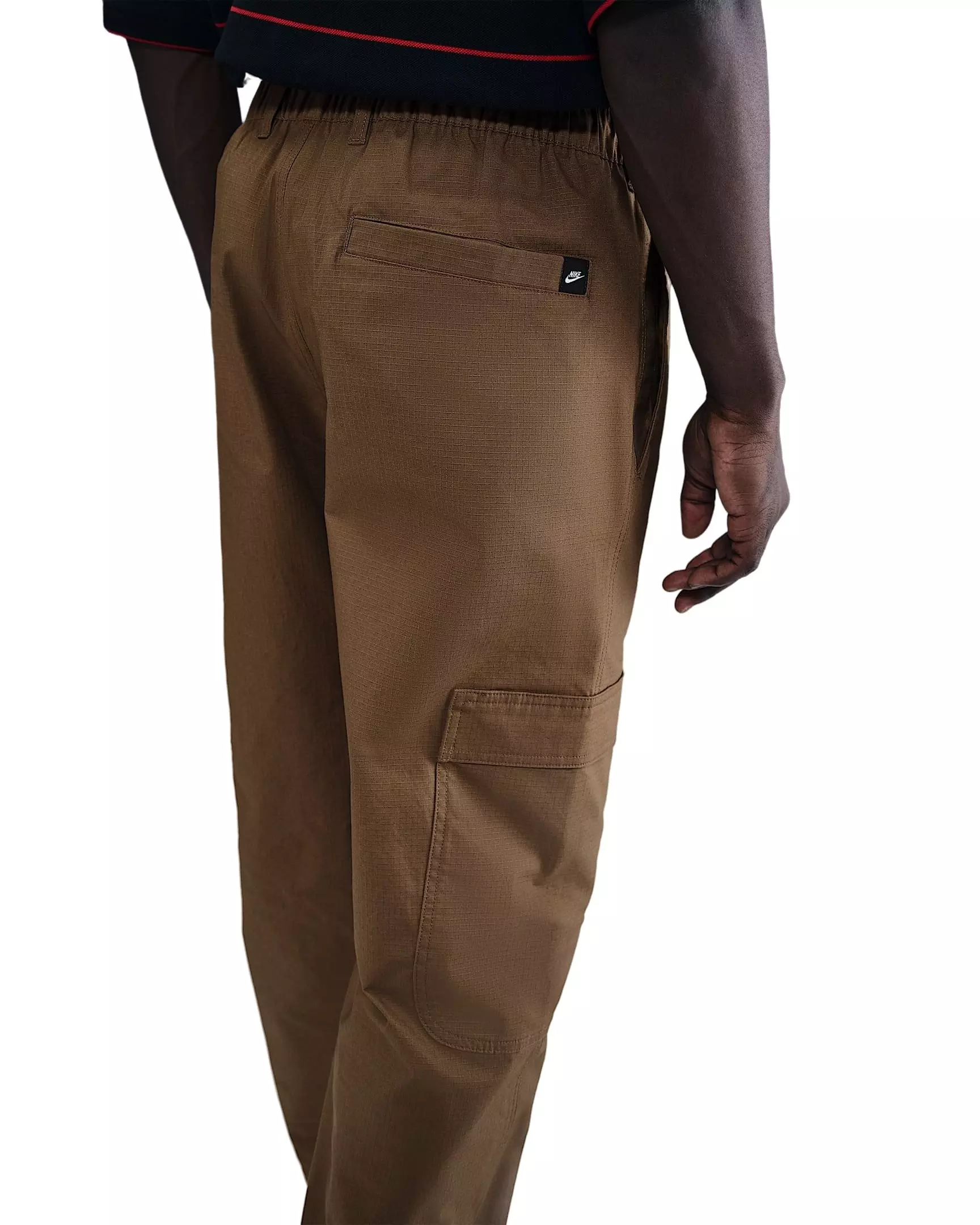 Nike Men's Sportswear Club Woven Cargo Pants - BROWN