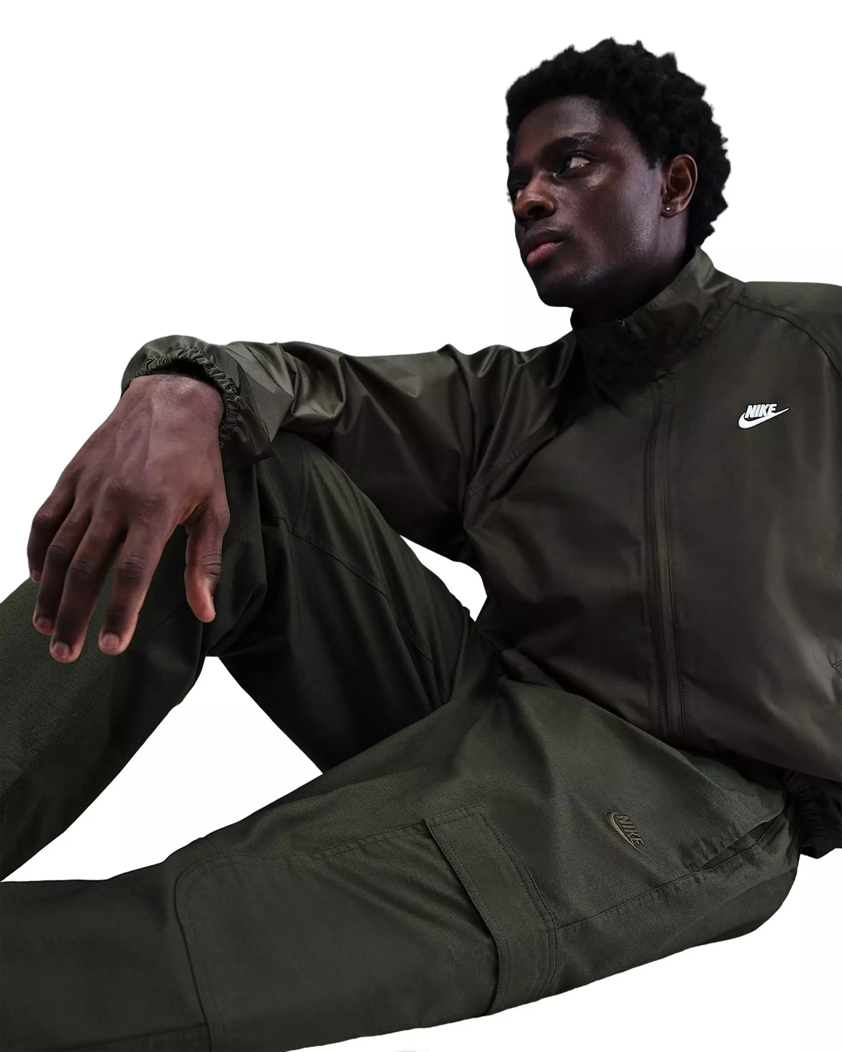 Nike Men's Sportswear Club Woven Cargo Pants - GREEN