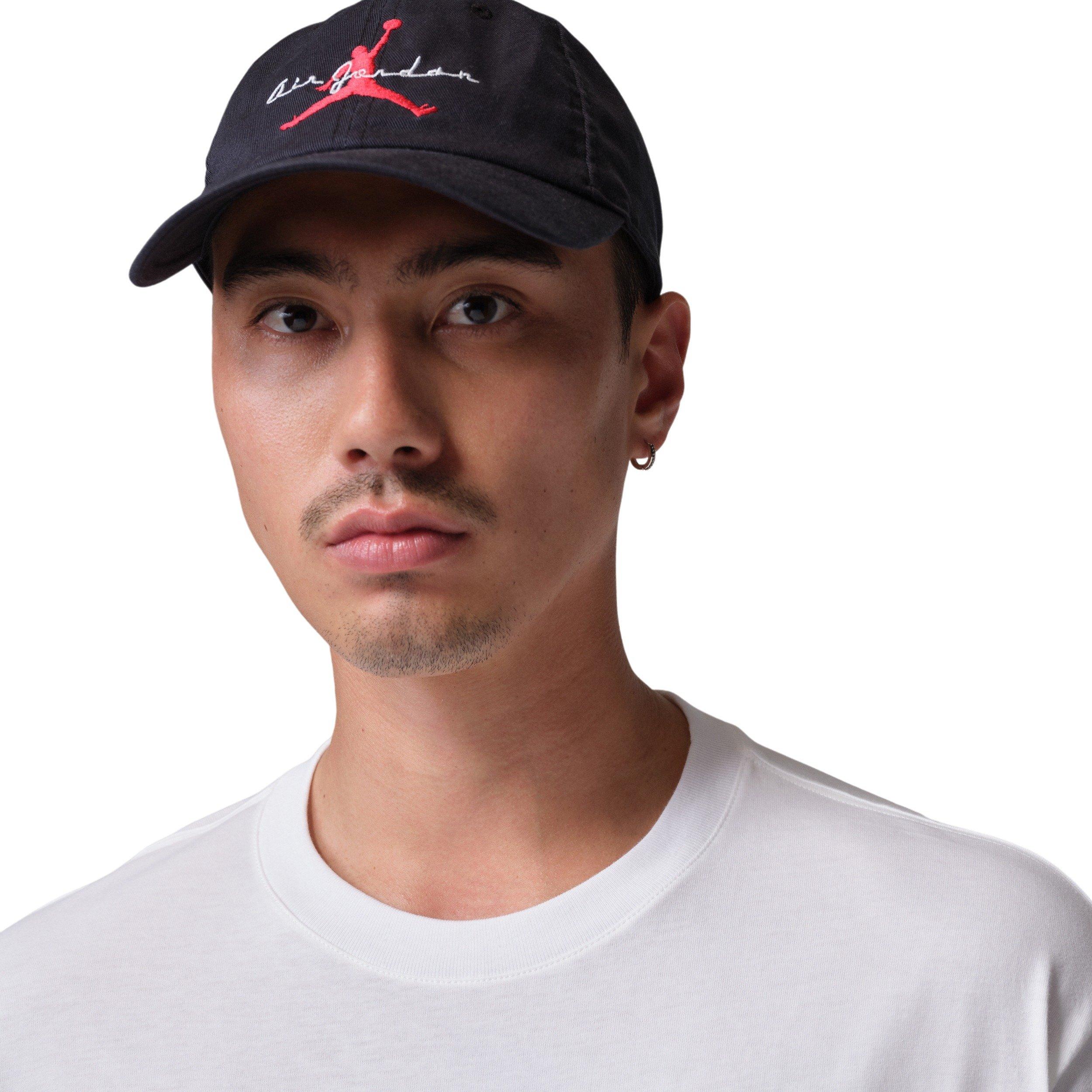 Jordan Men's NC Travel Graphic T-Shirt - White - WHITE Thumbnail View 3