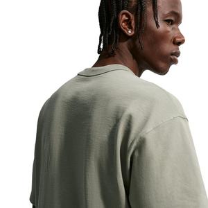 Nike Men's Sportswear Premium Essentials T-Shirt