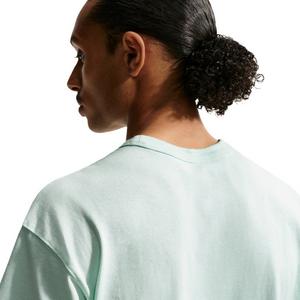 Nike Men's Sportswear Premium Essentials T-Shirt