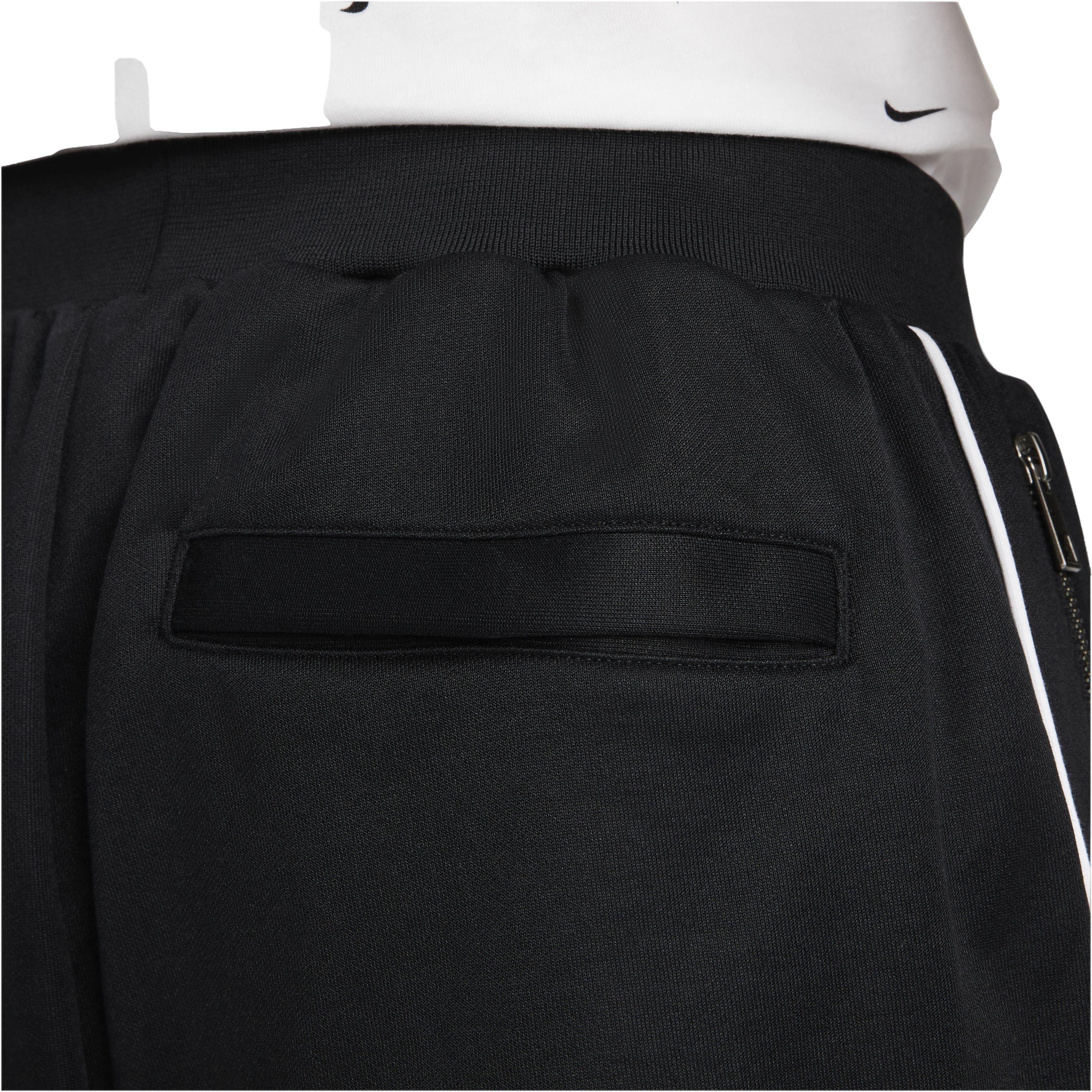 nike track pants episode