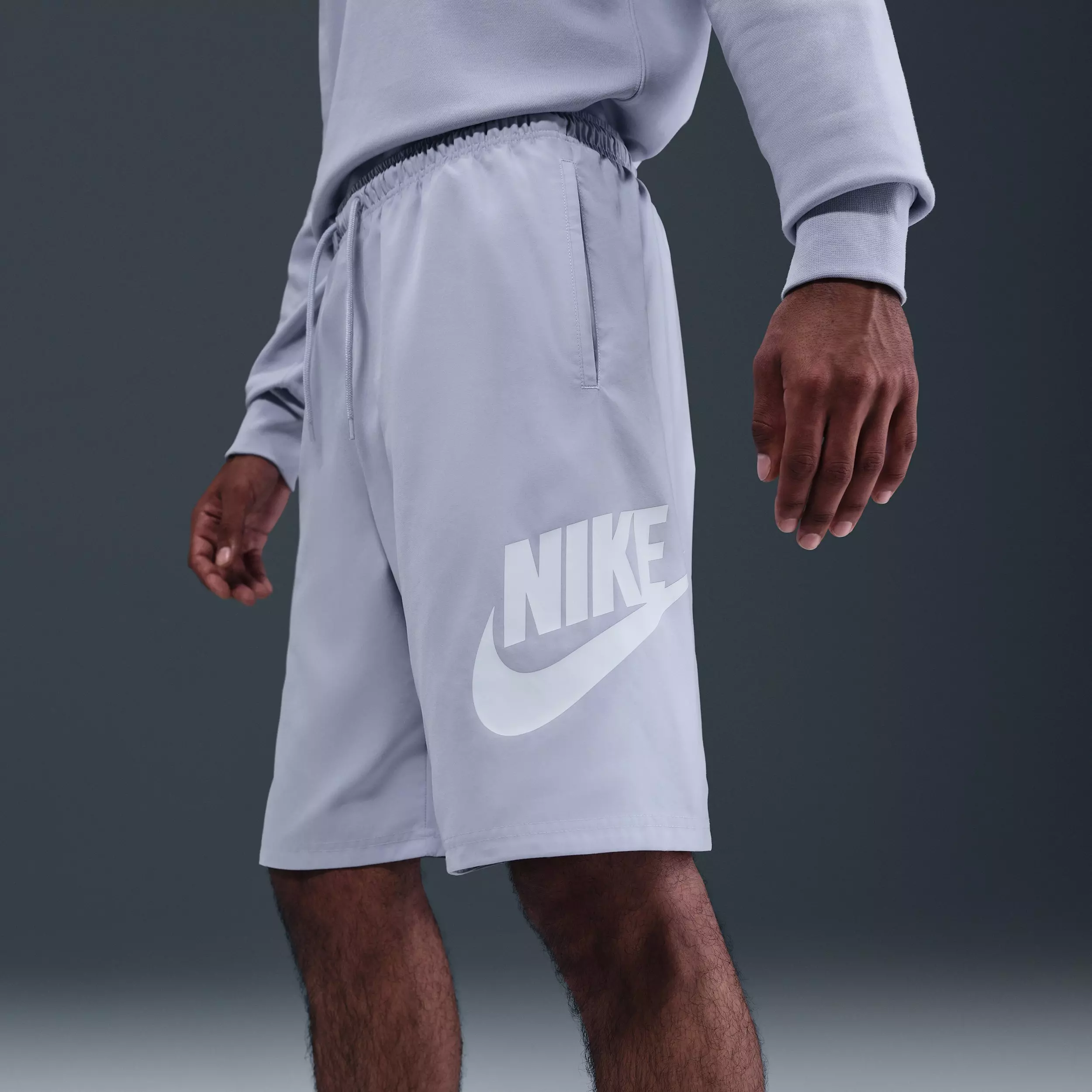 Nike Men's Club Woven Shorts - GREY