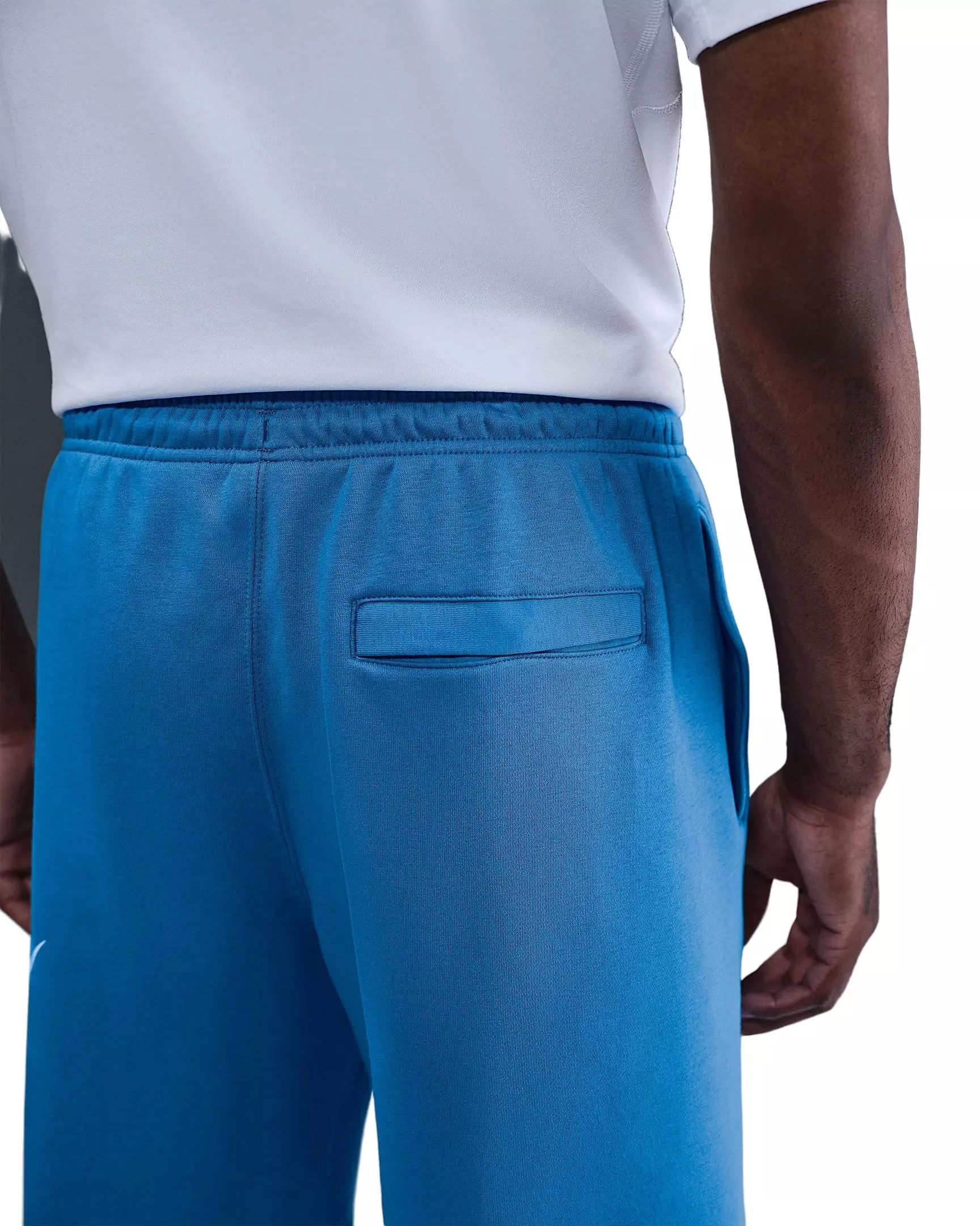 Nike Men's Club BB Graphic Fleece Shorts - LT BLUE
