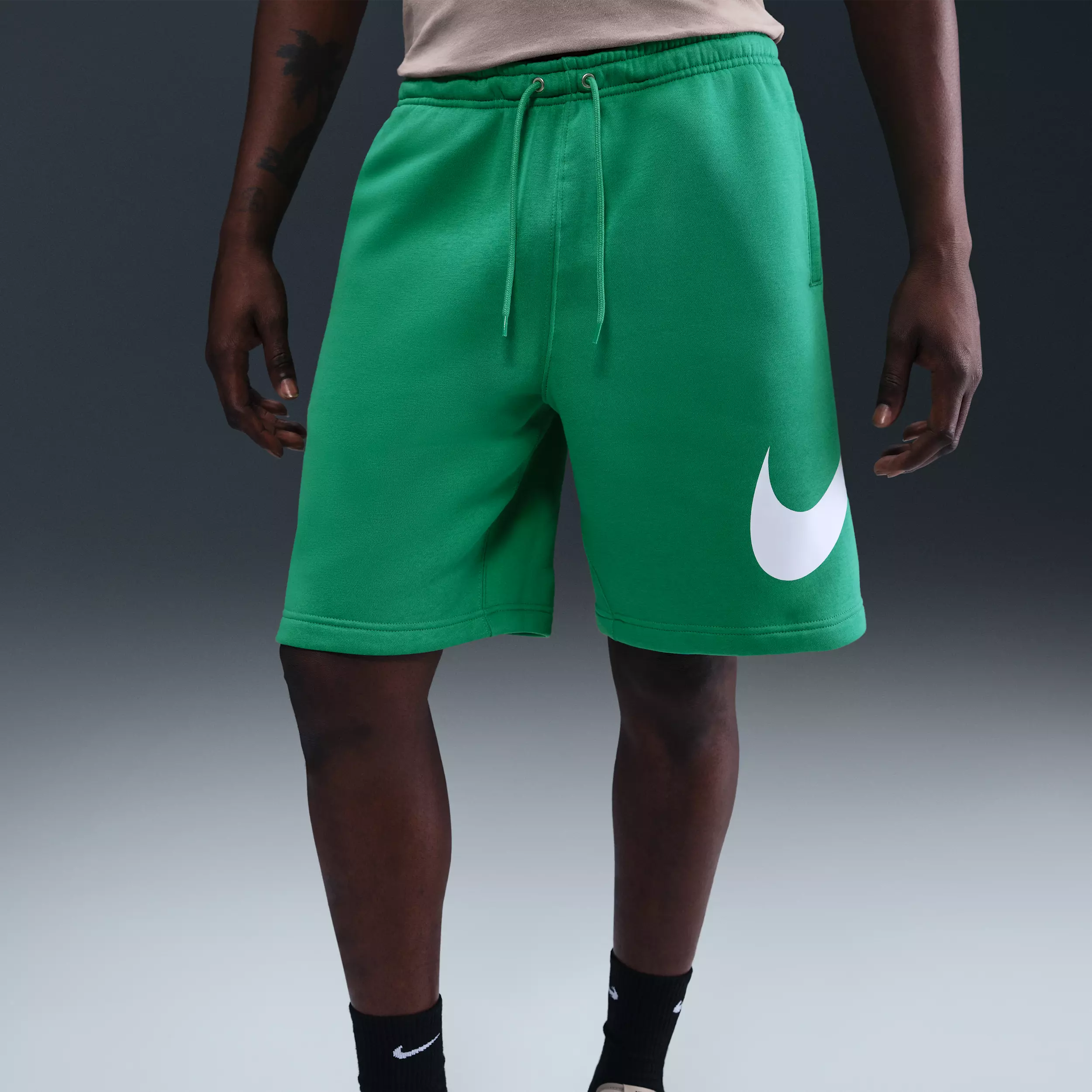 Nike Men's Club BB Graphic Fleece Shorts - GREEN