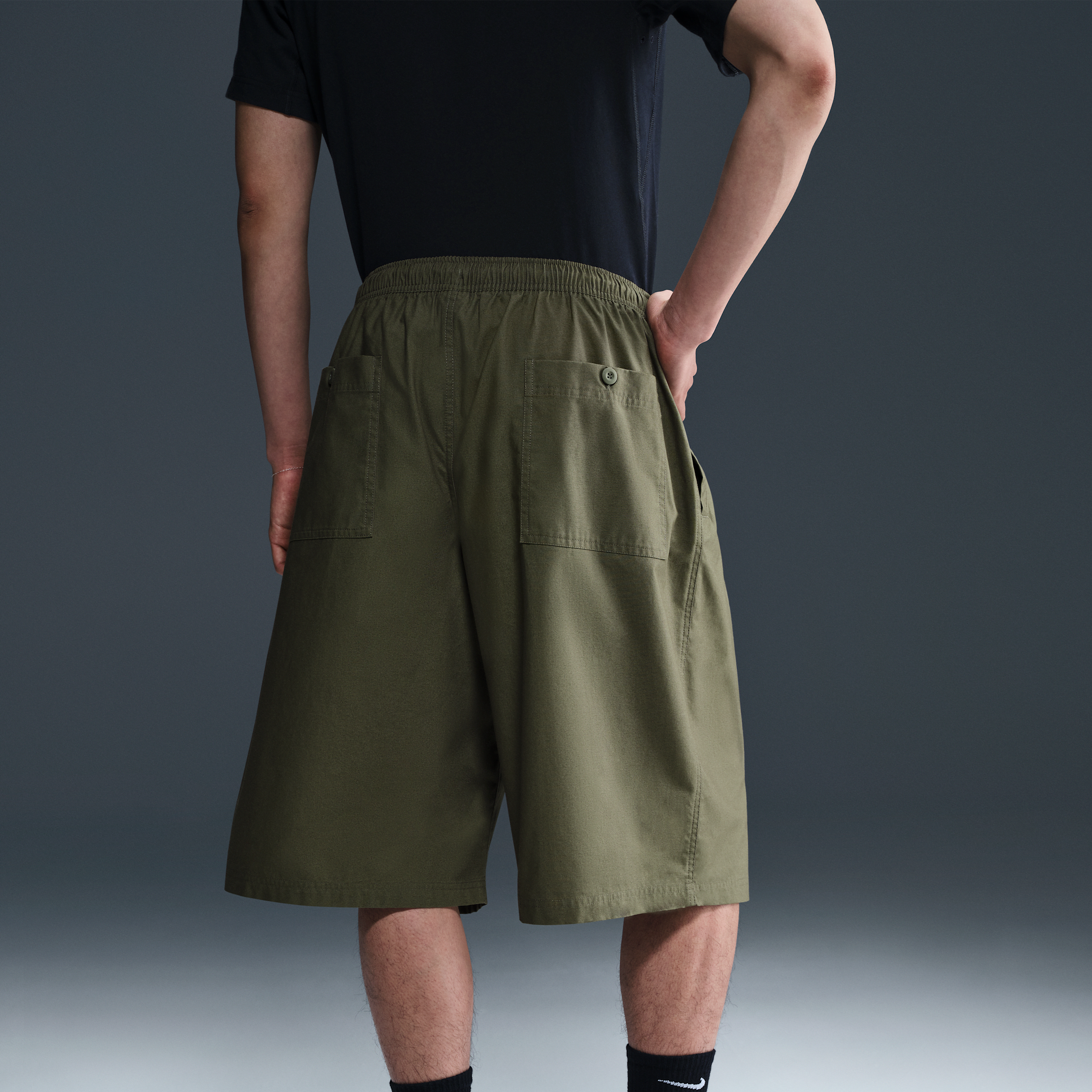 Nike Men's Club Seoul OS Shorts - GREEN Thumbnail View 4