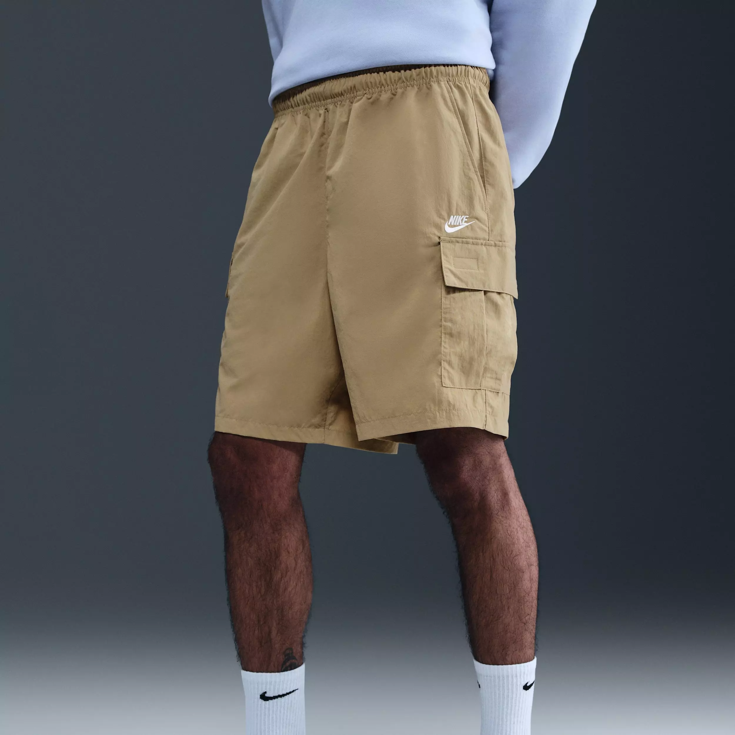 Nike Men's Sportswear Club Utility Shorts - BROWN