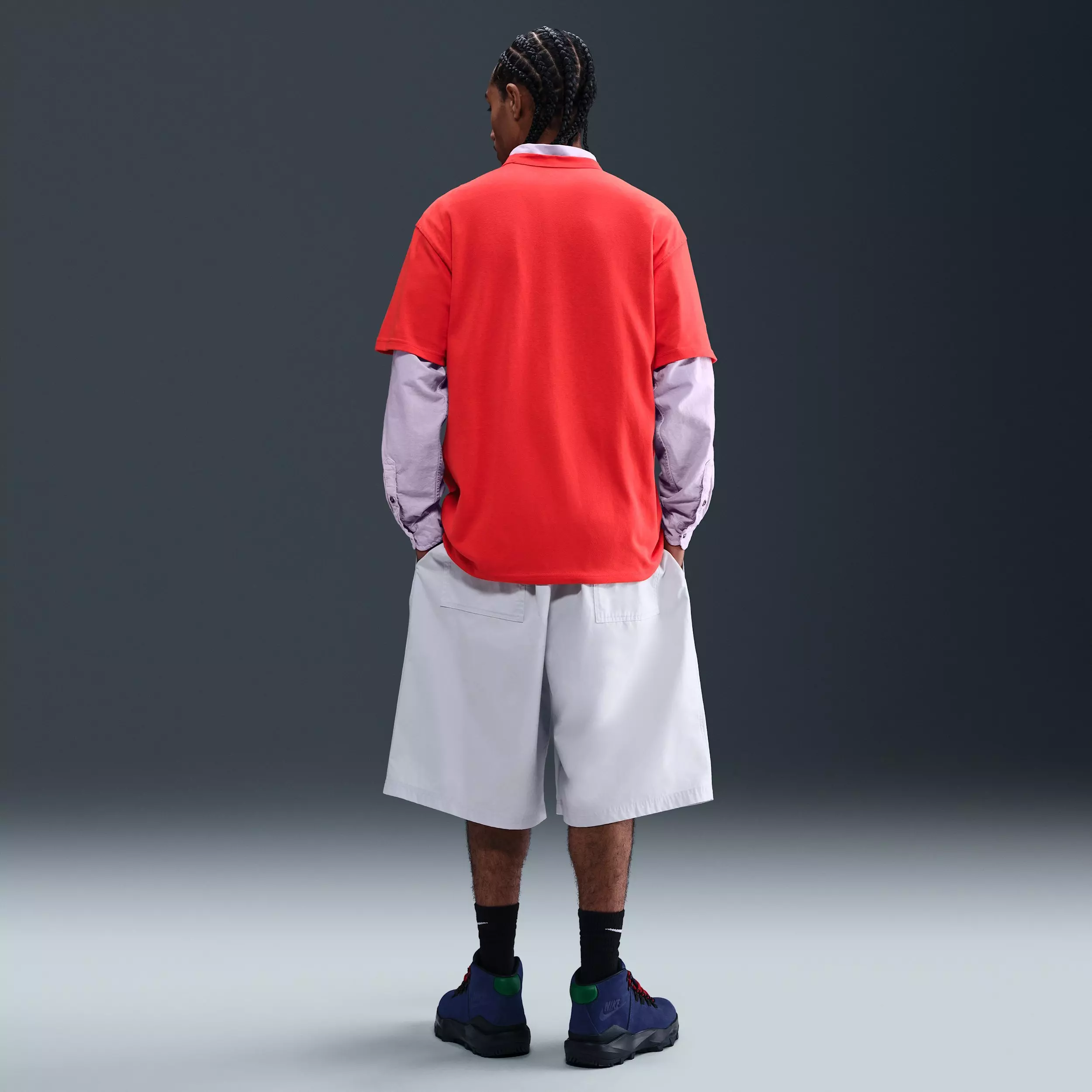 Nike Men's Sportswear Premium Essentials T-Shirt - RED