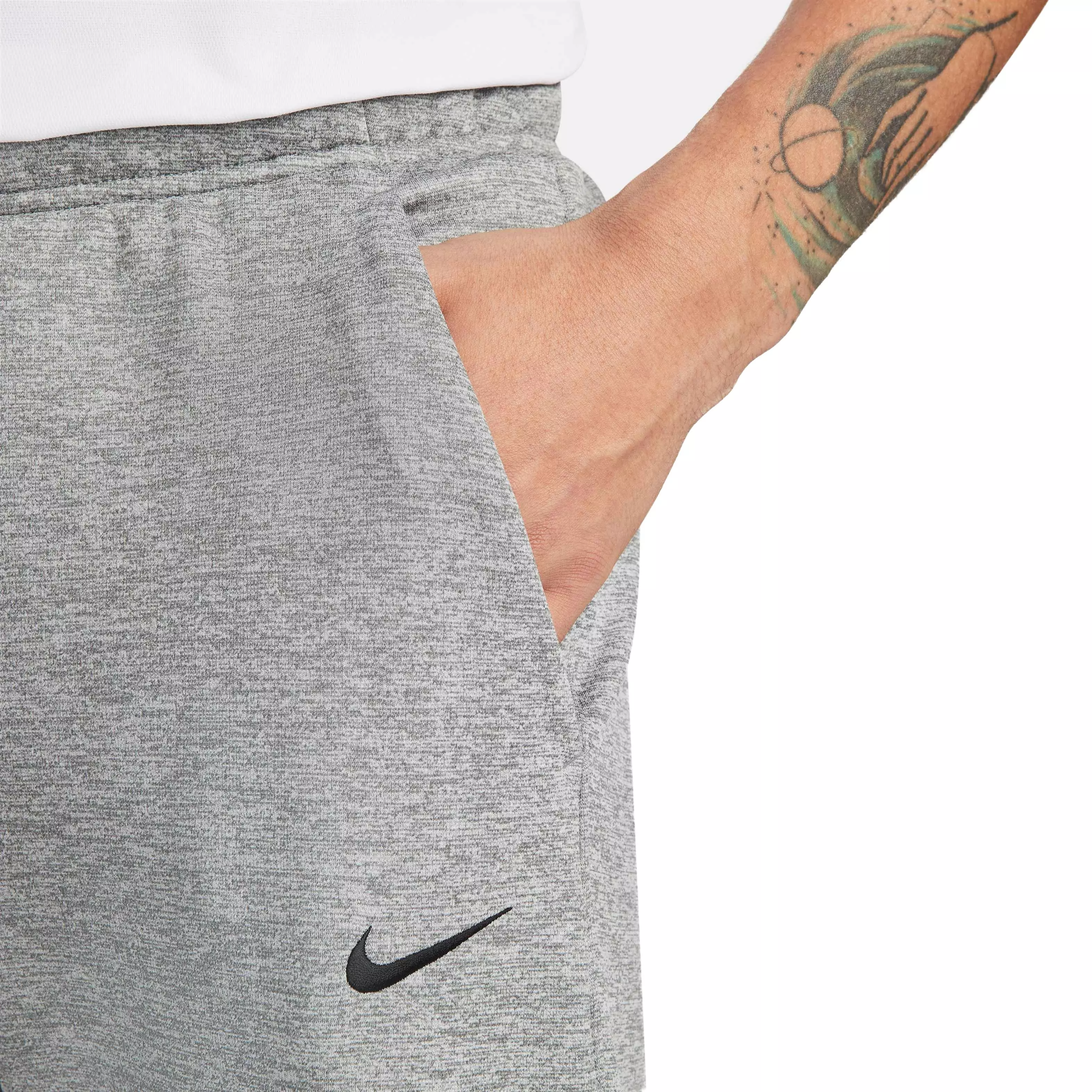 Nike Men's Therma-Fit Tapered Training Pants - GREY