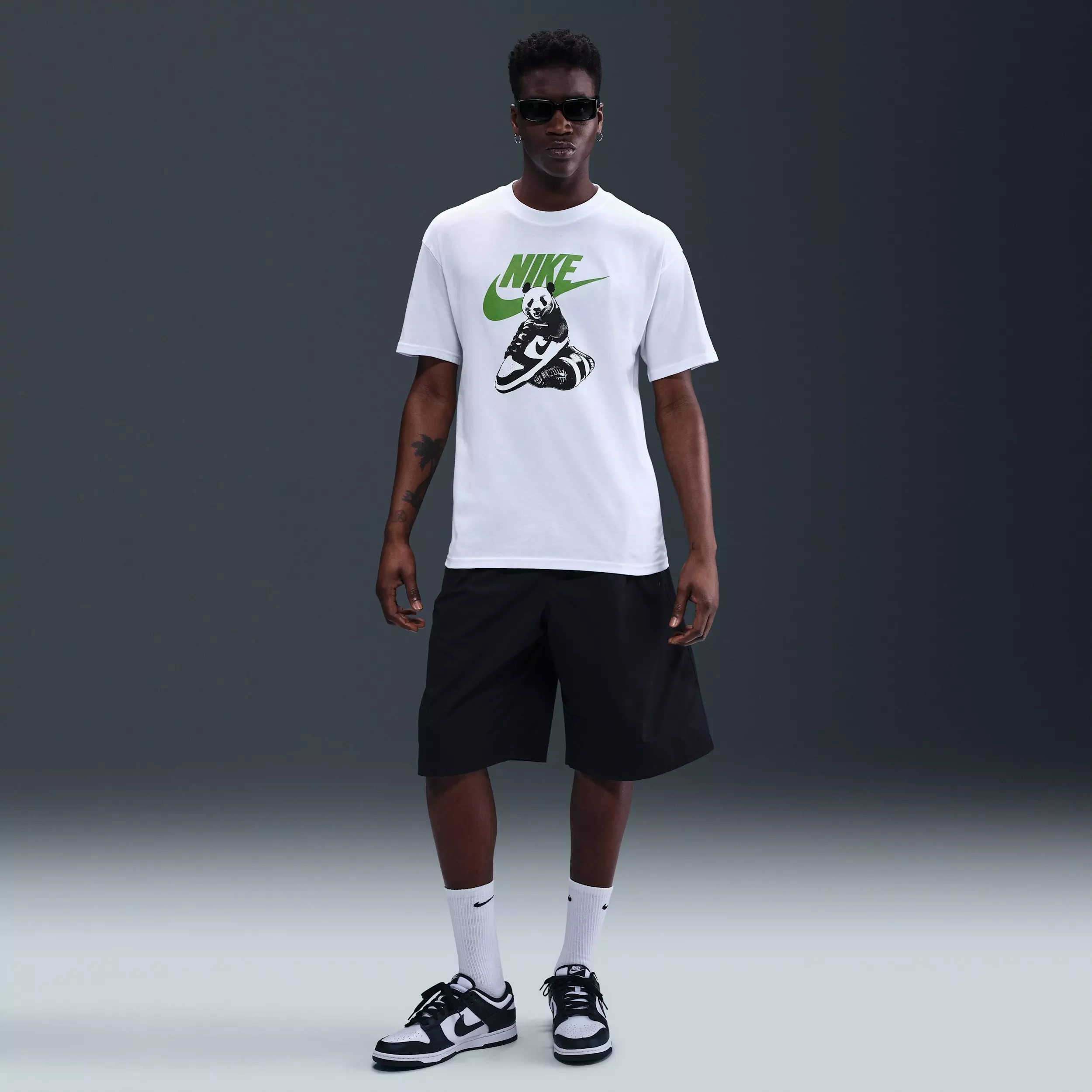 Nike Men's Sportswear Dunk T-Shirt - WHITE