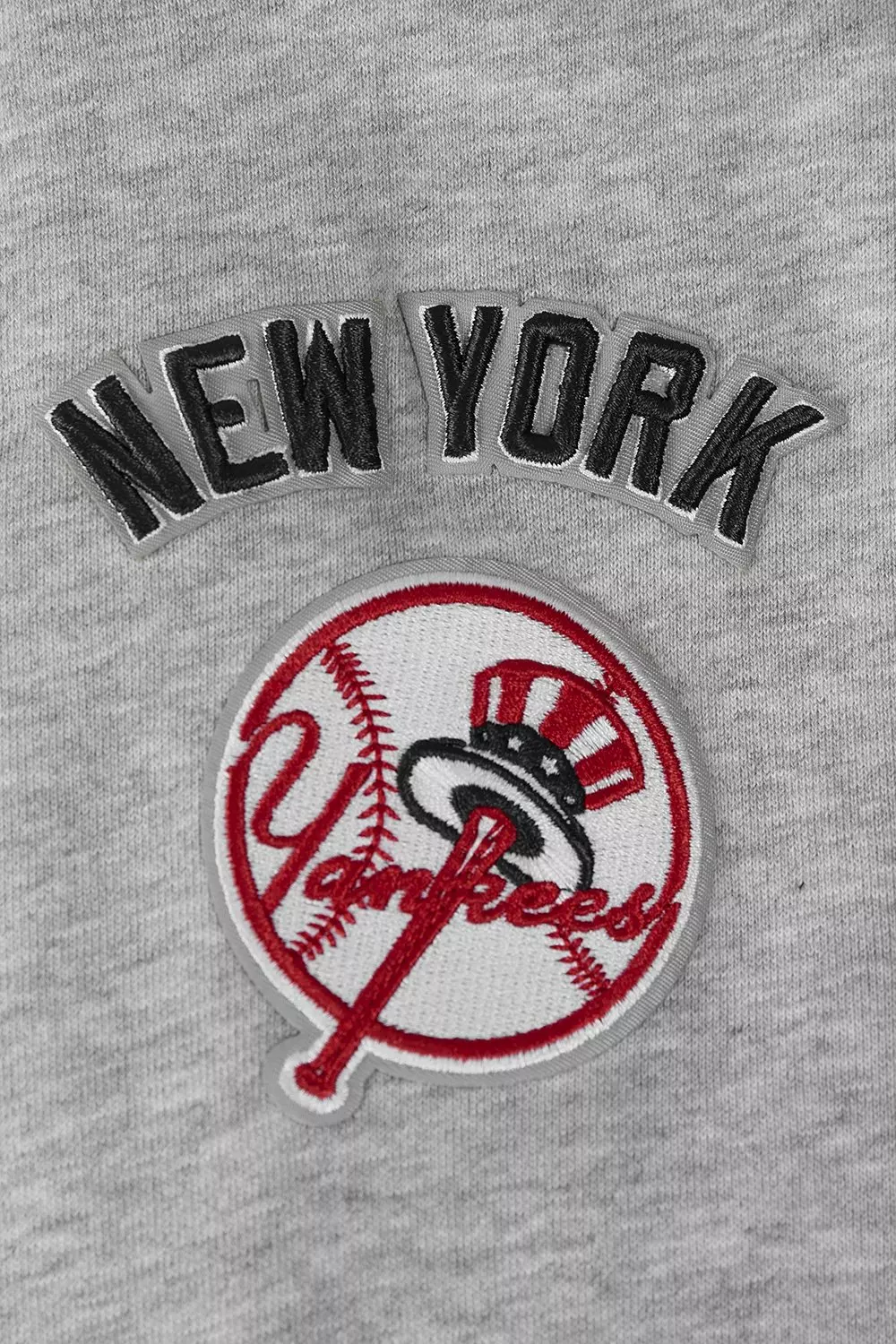 Pro Standard Women's MLB New York Yankees Mashup Rib Fleece Crewneck -Grey/Navy - GREY/NAVY