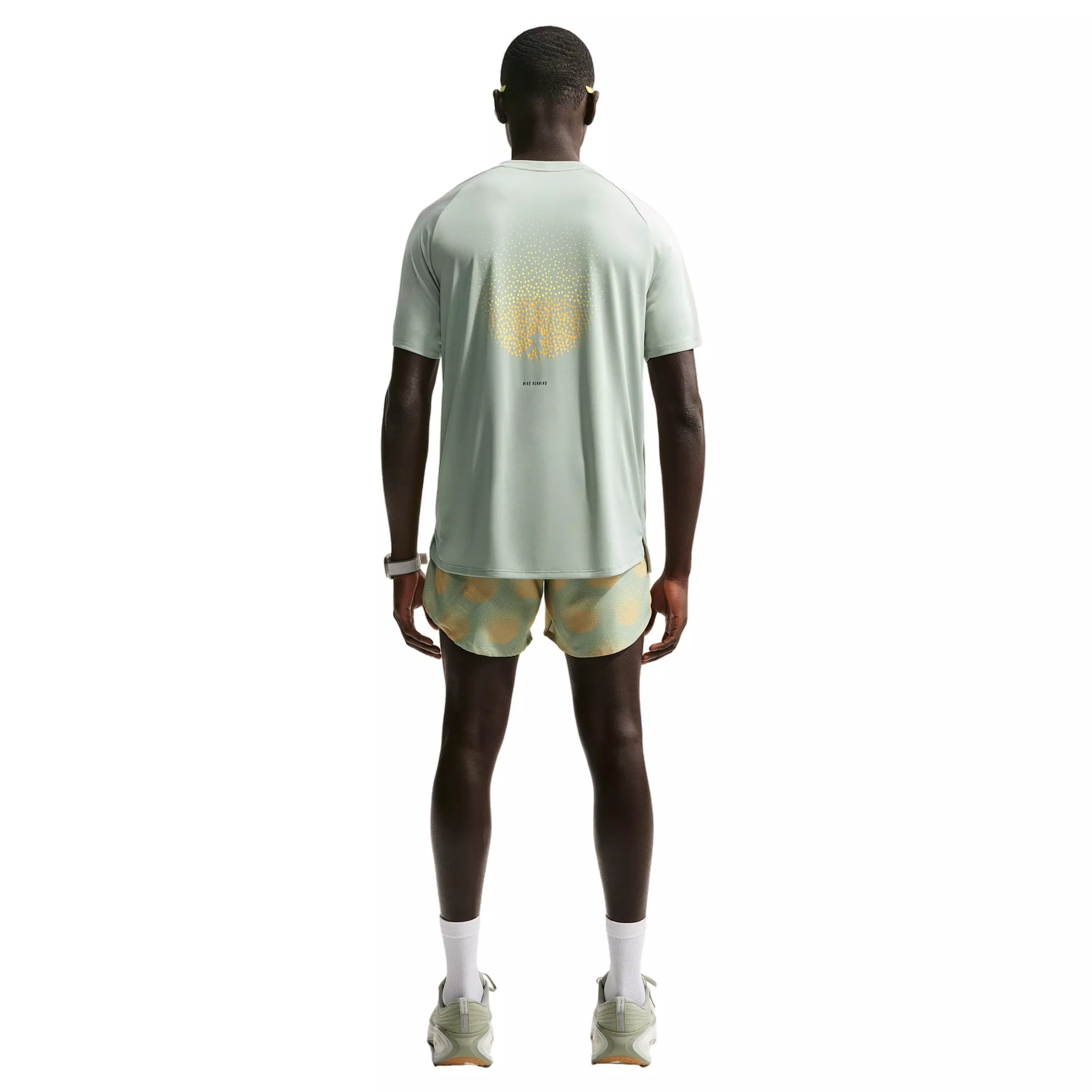 Nike Men's Stride Dri-FIT ADV Short-Sleeve Running Top - GREEN