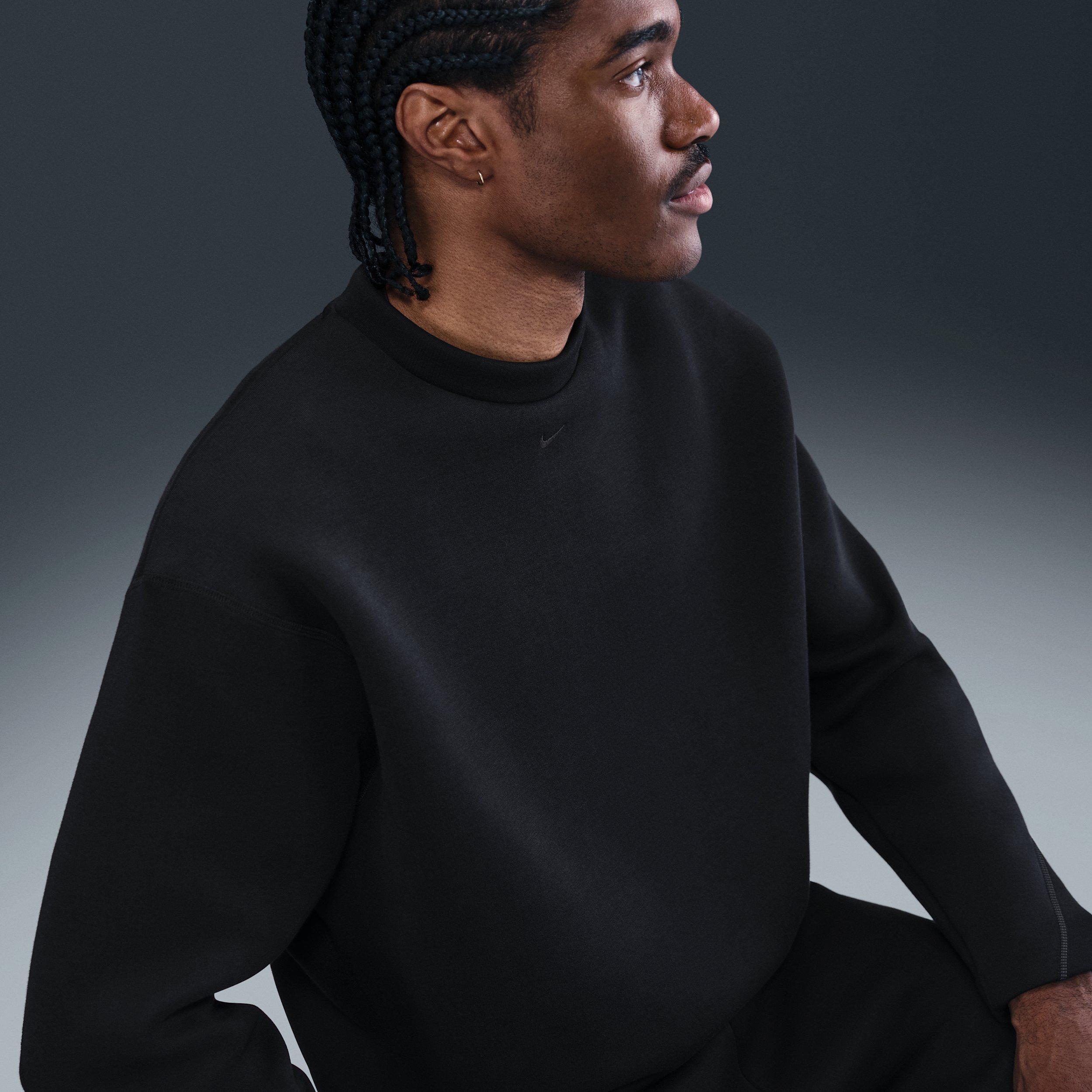Nike Men's Tech Fleece Loose Fit Crew, Black | Hibbett