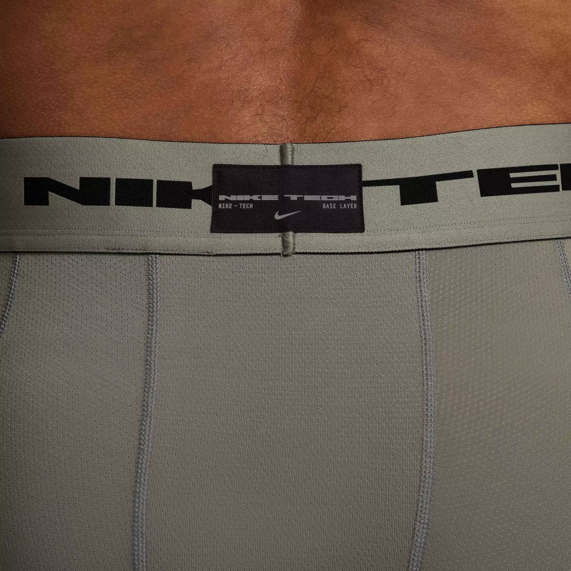 Nike Men's Tech Dri-FIT Base Layer Short - GREEN