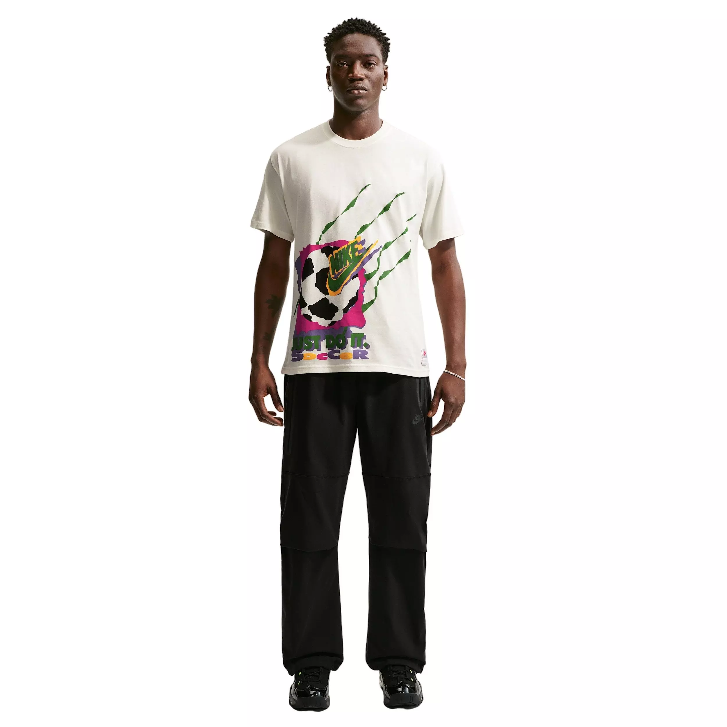 Nike Men's Sportswear Short-Sleeve Max90 DNAR 7 T-Shirt - WHITE