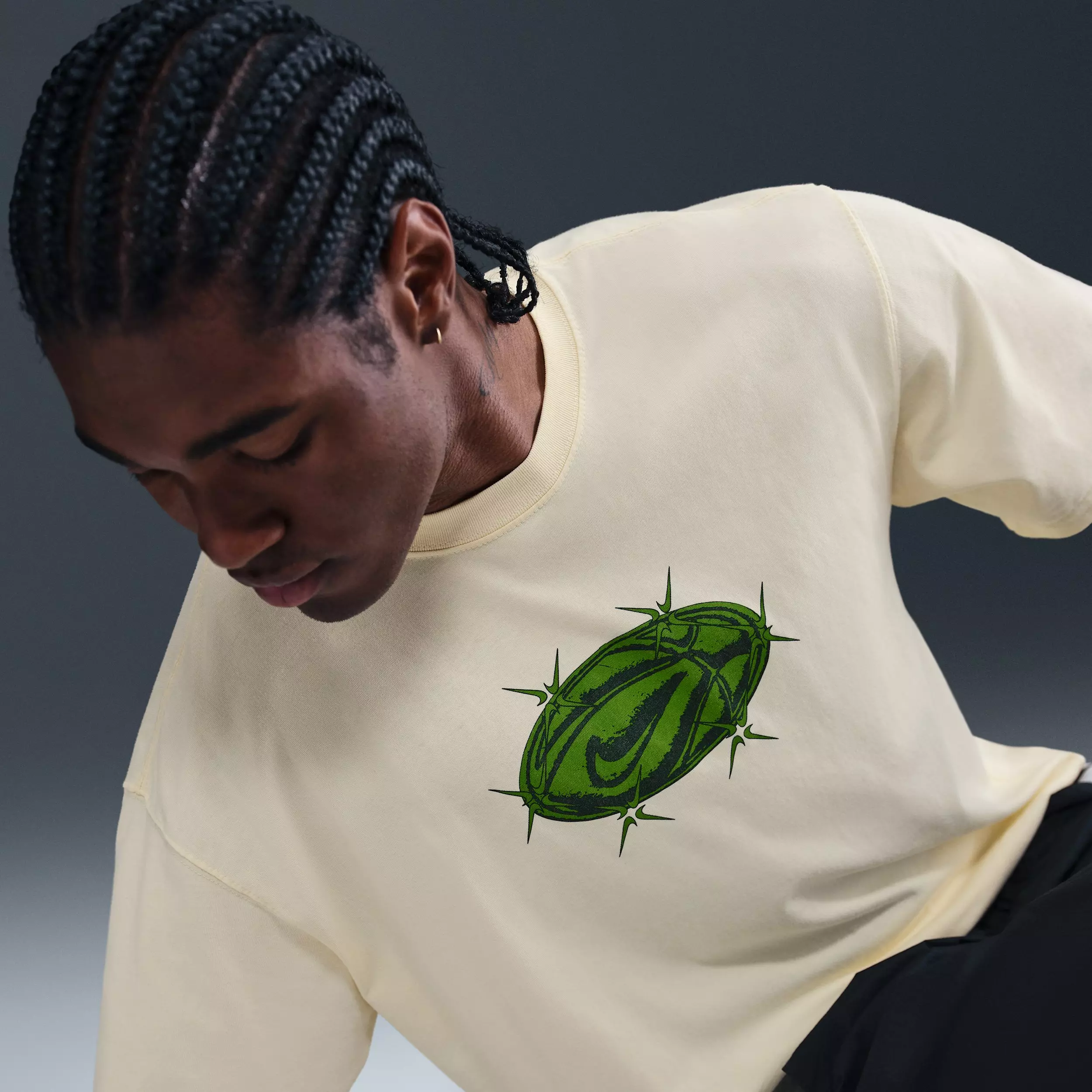 Nike Men's Max90 T-Shirt - COCONUT MILK