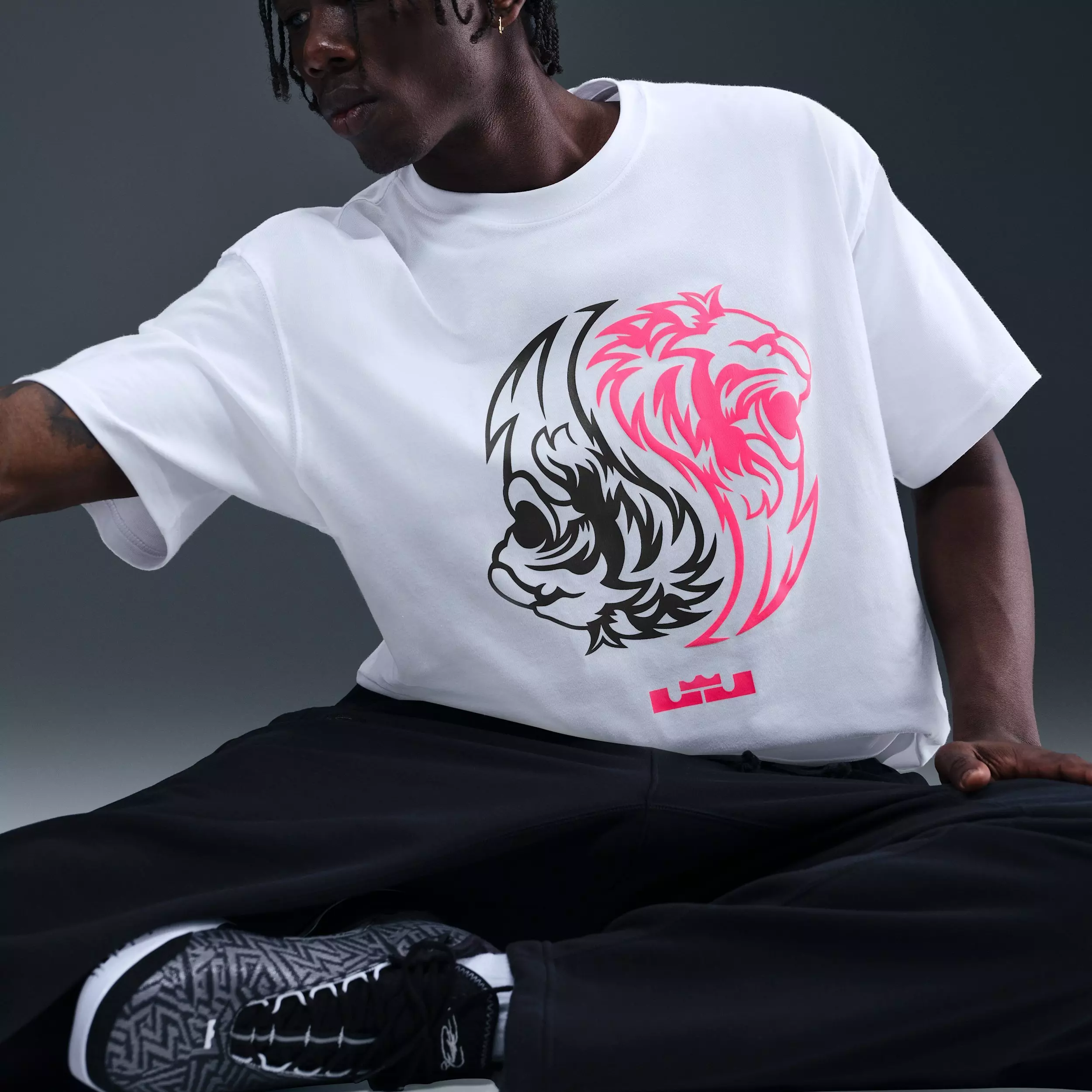 Nike Men's LeBron Max90 T-Shirt - WHITE