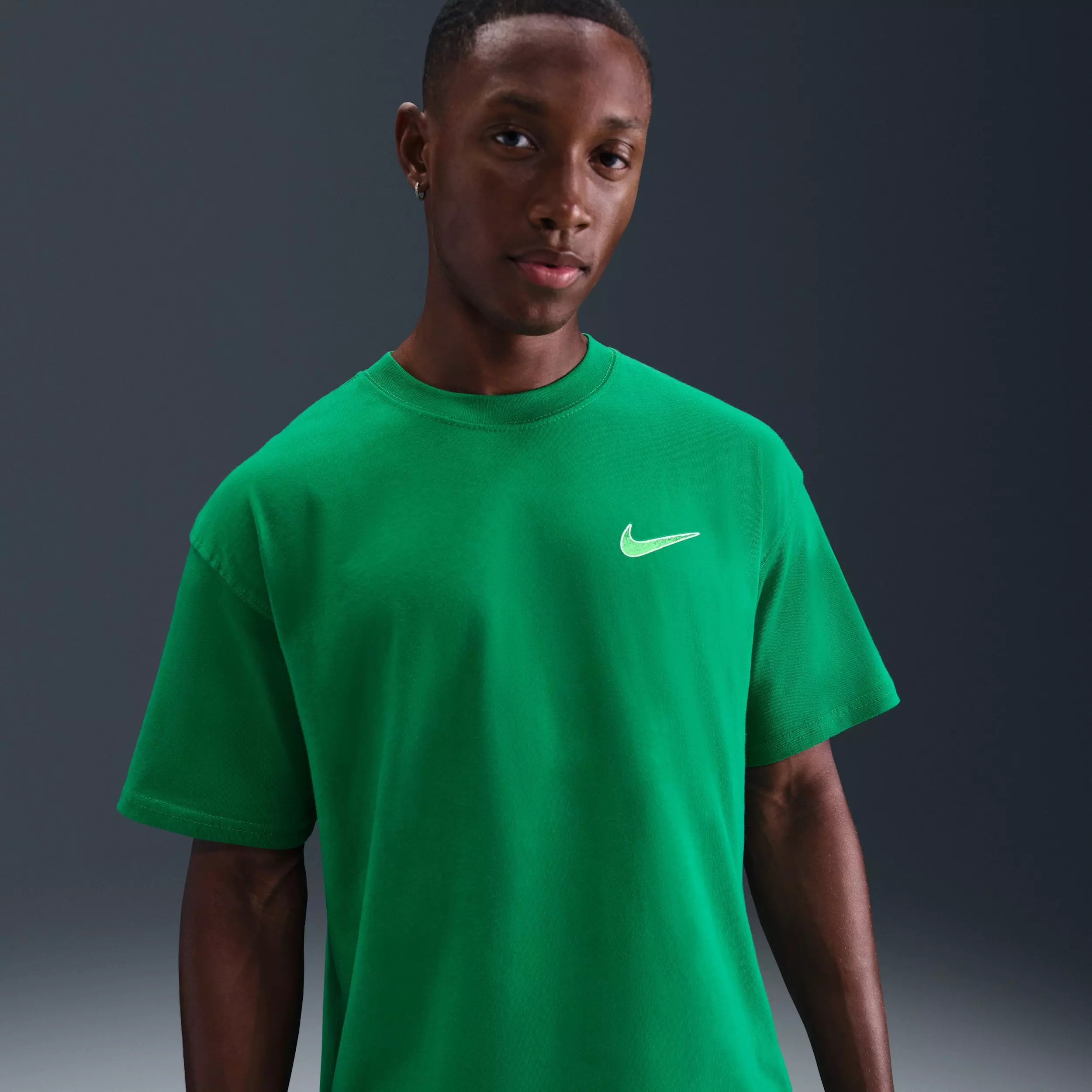 Nike Men's Max90 DNA OC 2 T-Shirt - GREEN