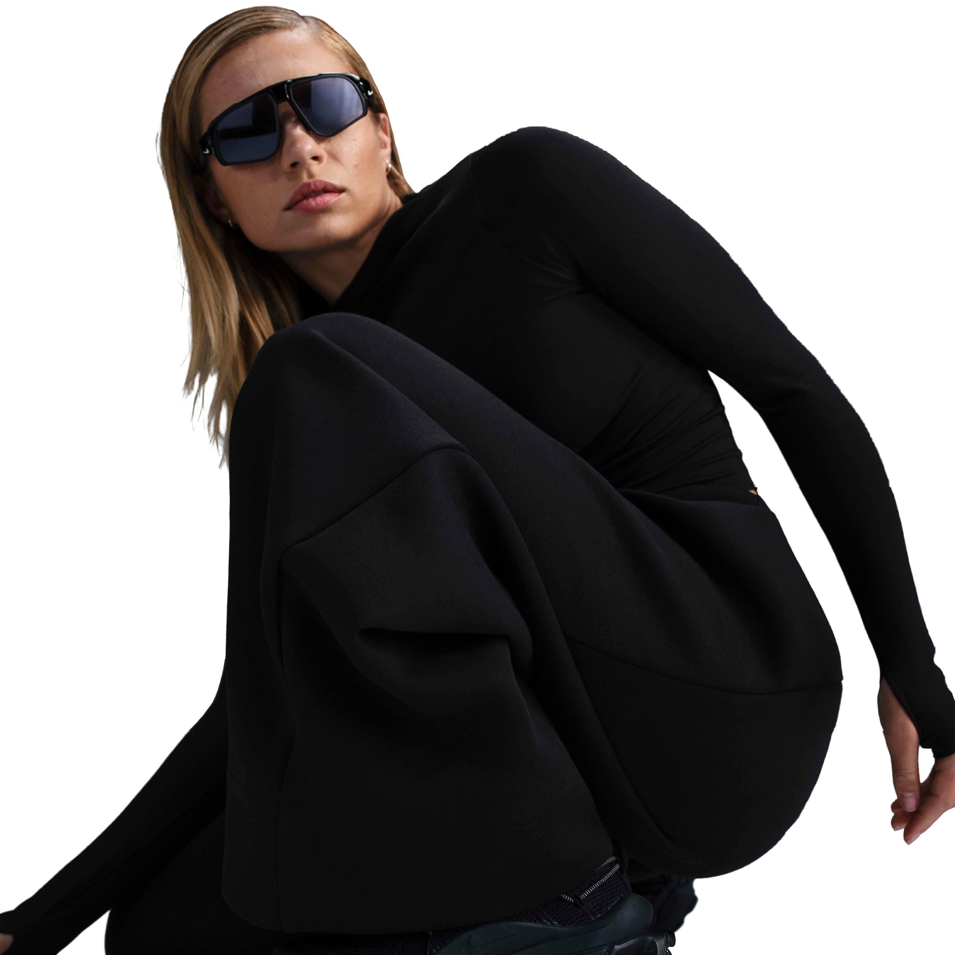 Nike Women's Sportswear Tech Fleece High-Waisted Pleated Trousers - BLACK Thumbnail View 3