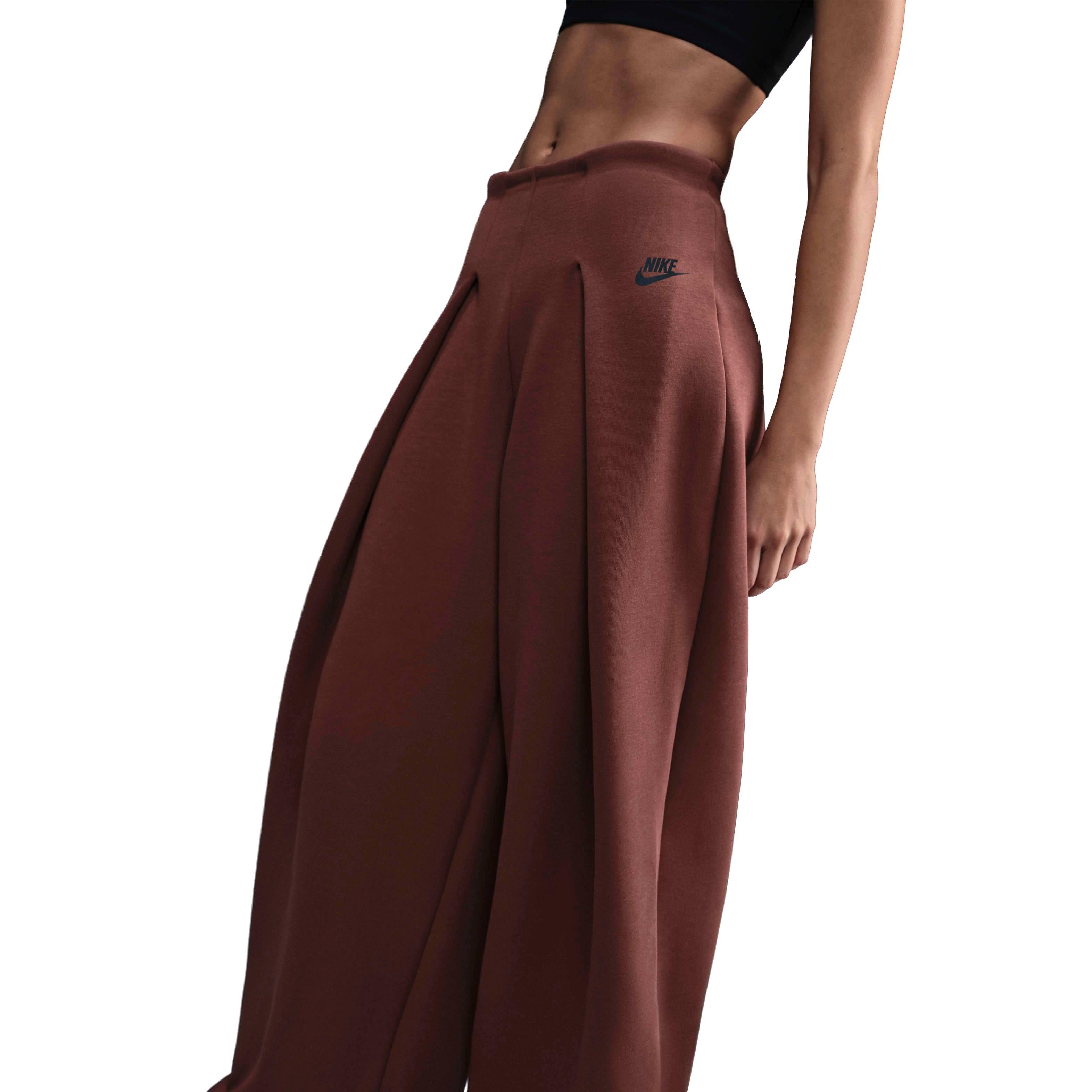 Nike Women's Sportswear Tech Fleece High-Waisted Pleated Trousers - RED/BLACK Thumbnail View 4