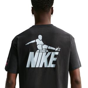 Nike Men's Sportswear LSE Celeb FB 2 T-Shirt