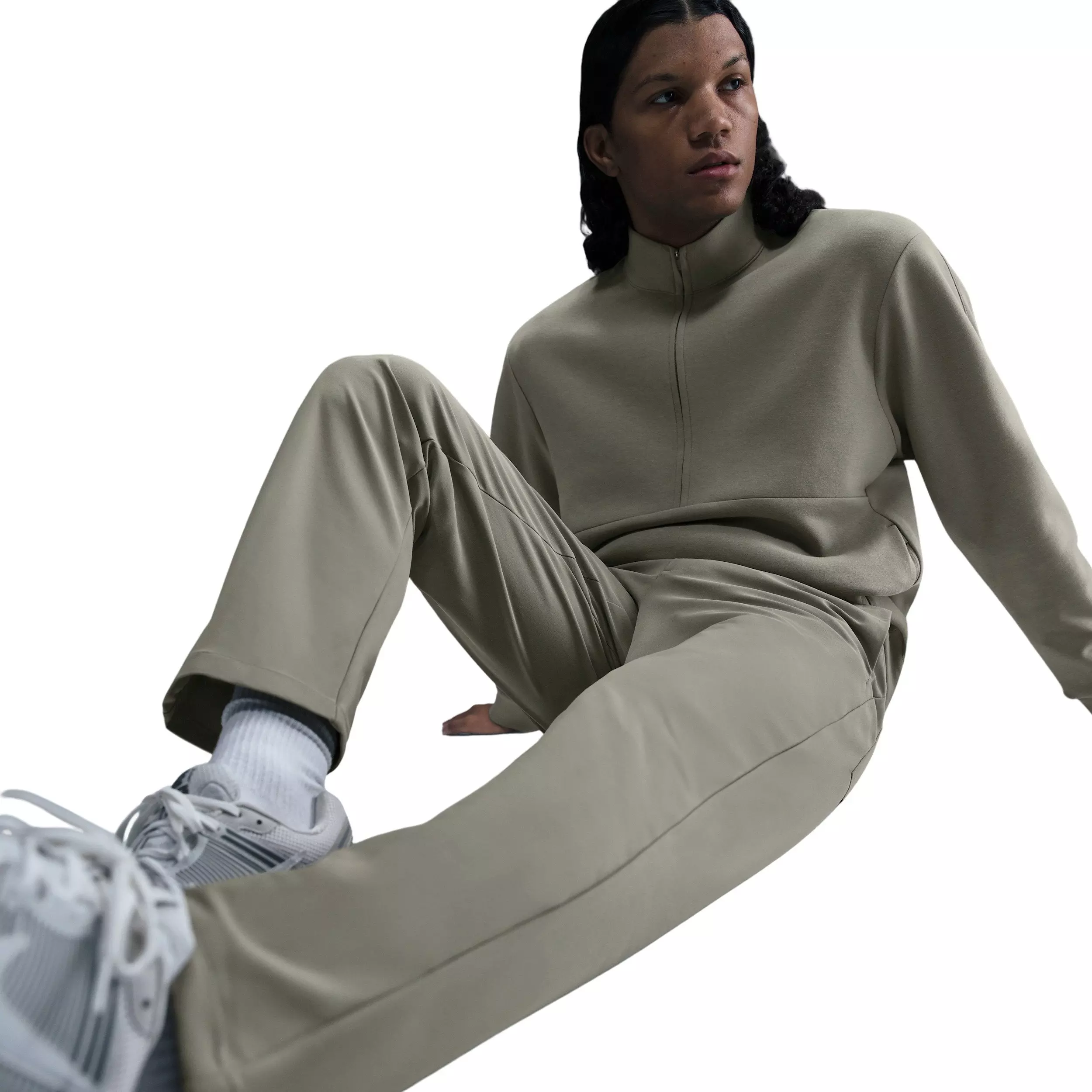 Nike Men's 24.7 PerfectStretch Dri-FIT 5-Pocket Regular Pants - GREEN