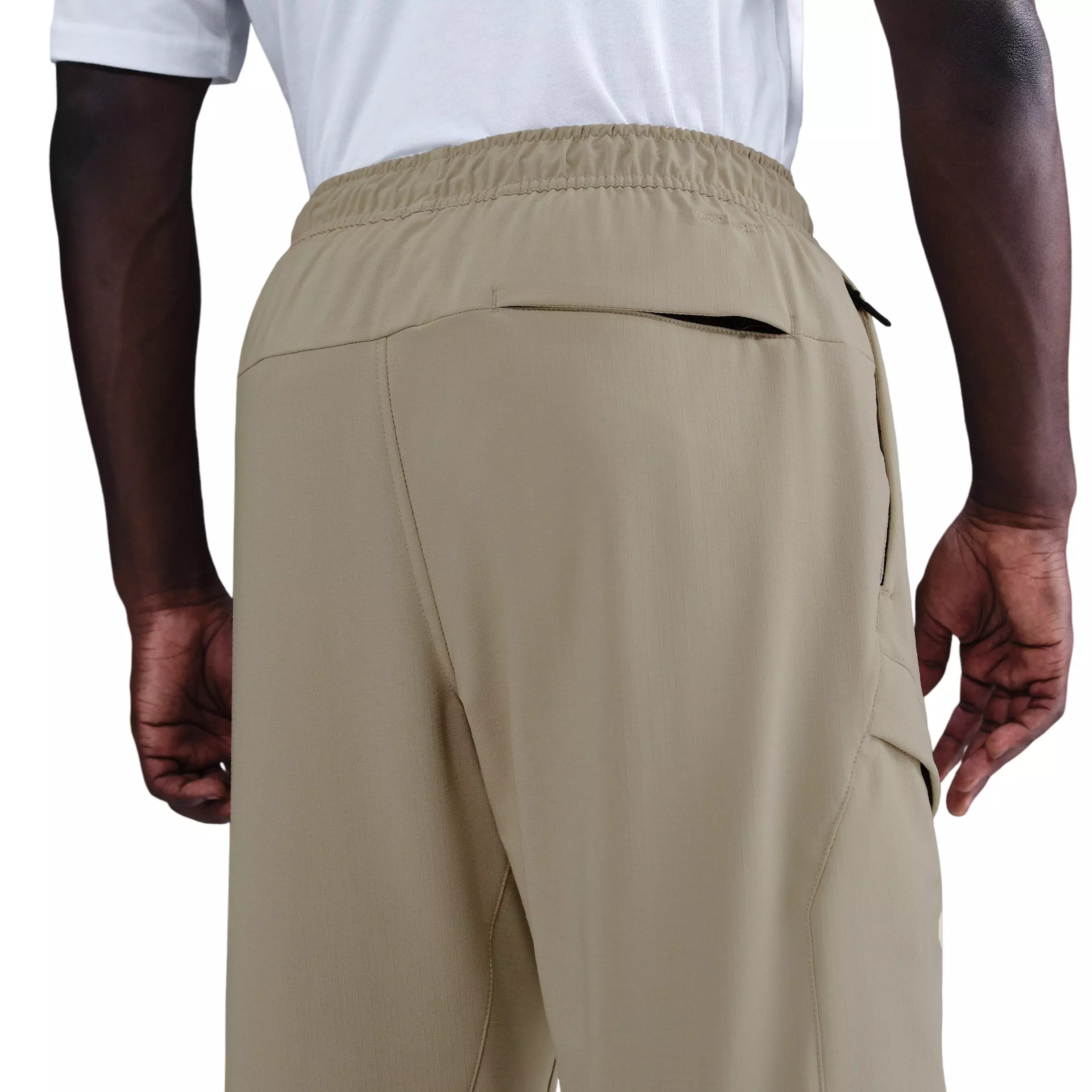 Nike Men's Unlimited Dri-FIT Versatile Cargo Pants -Black - KHAKI