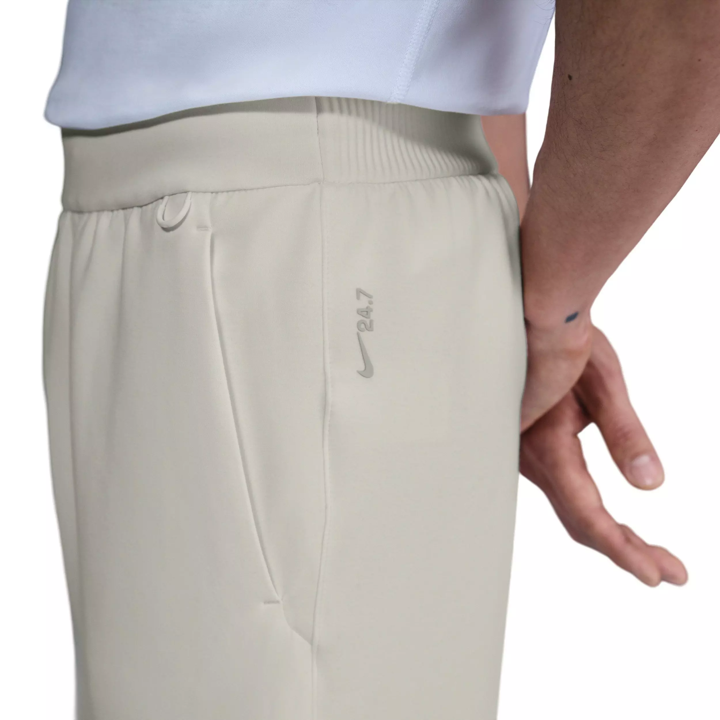 Nike Men's 24.7 ImpossiblySoft Dri-FIT Pants - WHITE