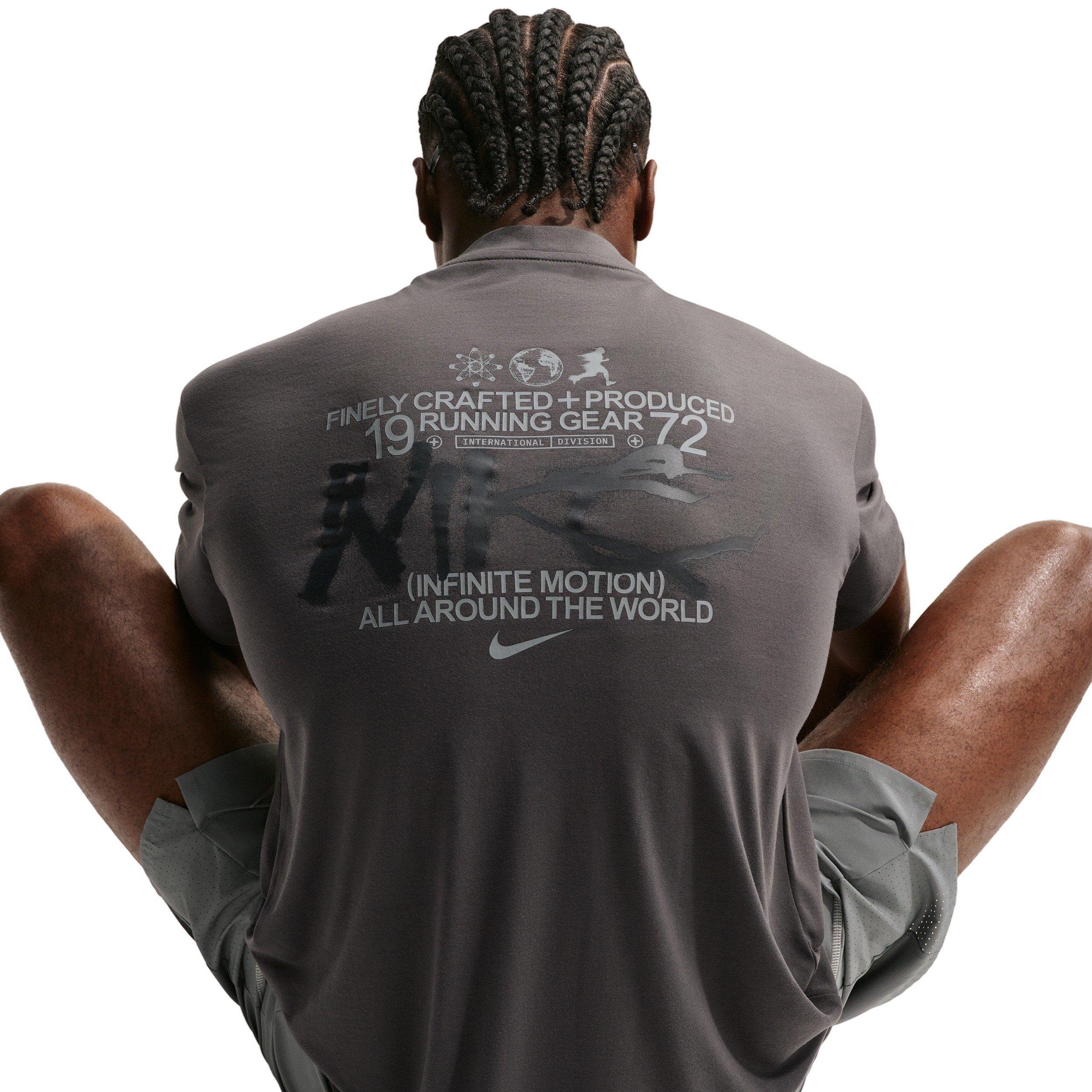 Nike Men's Disrupt Dri-FIT Short-Sleeve Running Top - ASH GREY Thumbnail View 2