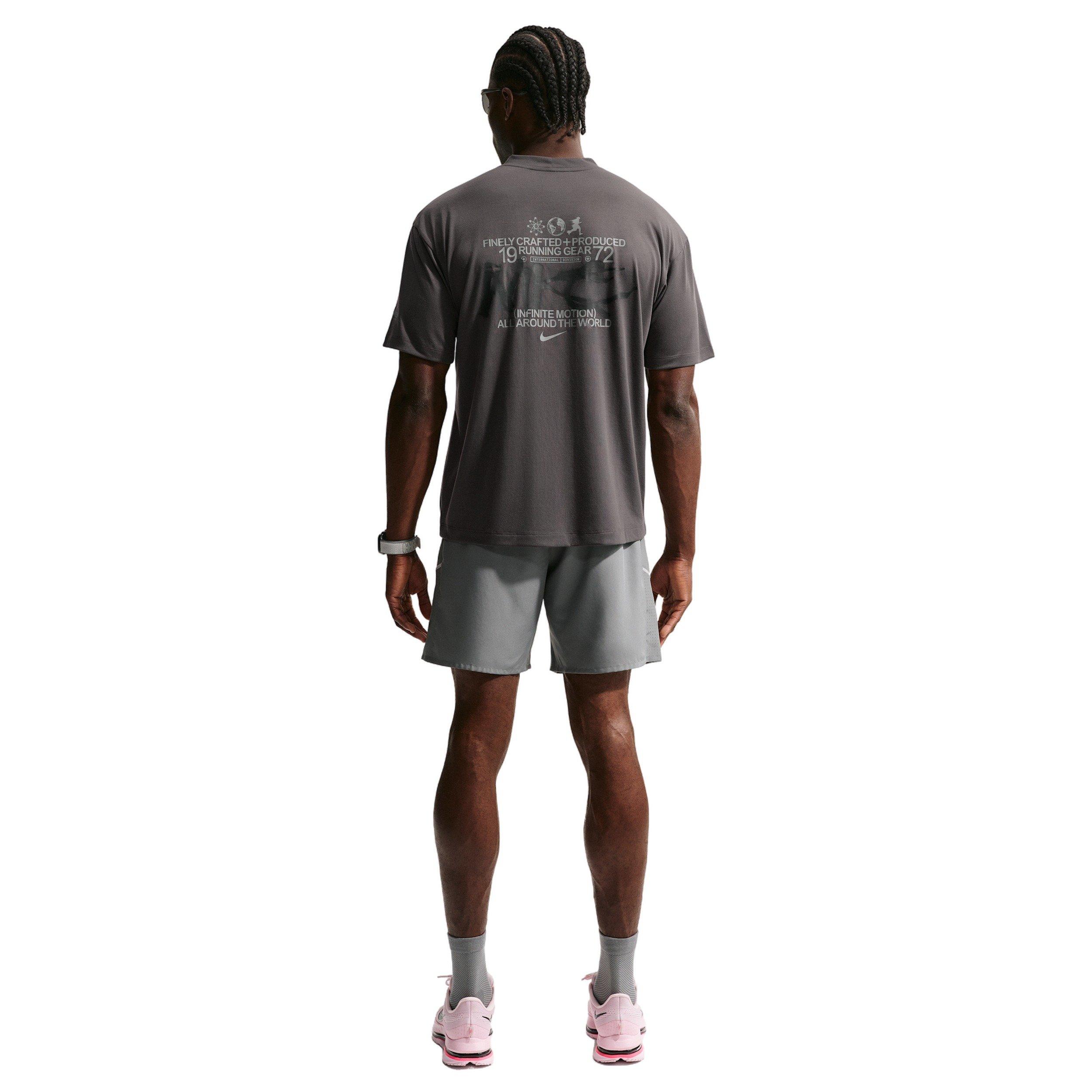 Nike Men's Disrupt Dri-FIT Short-Sleeve Running Top - ASH GREY Thumbnail View 5