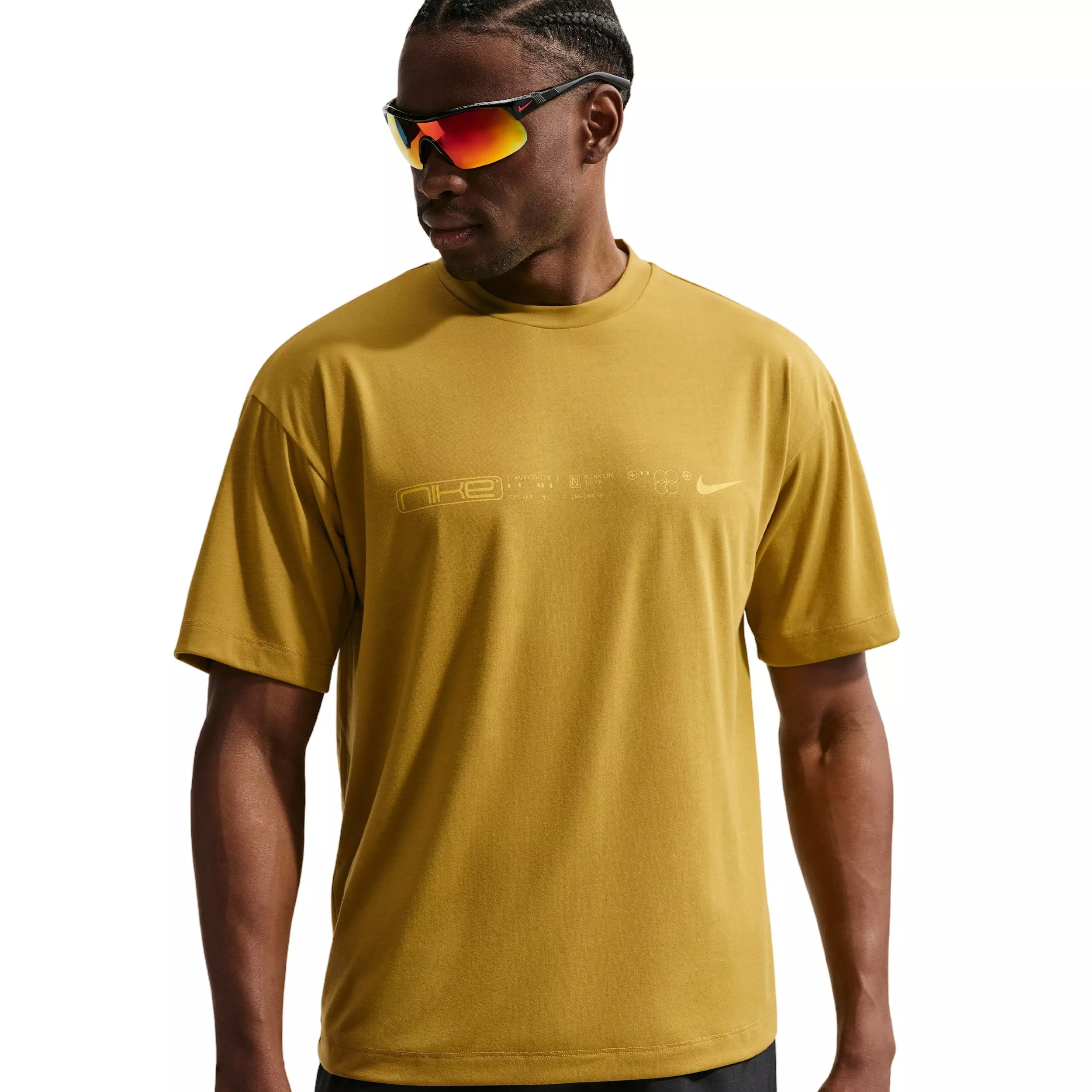 Nike Men's Disrupt Dri-FIT Short-Sleeve Running Top - GOLD