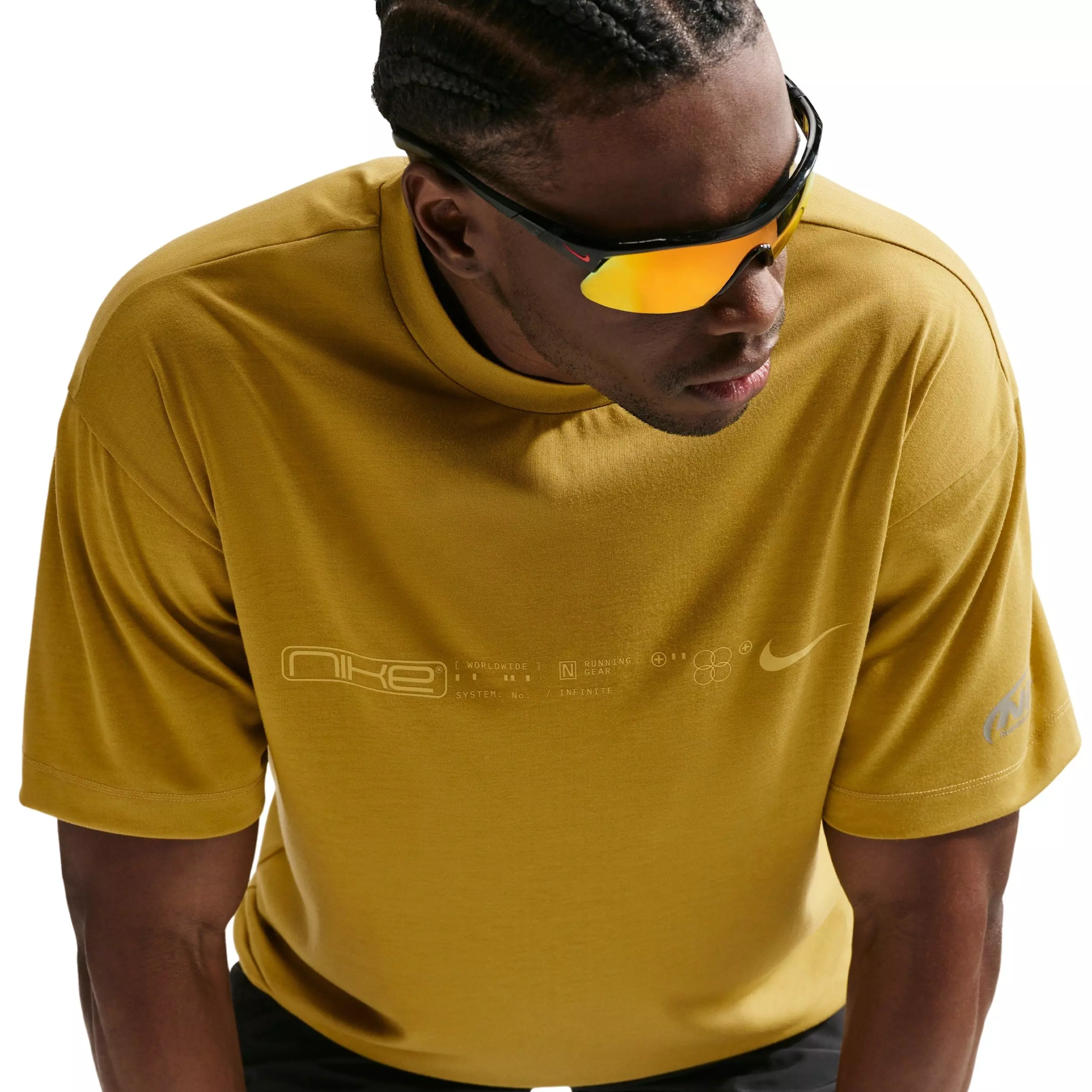 Nike Men's Disrupt Dri-FIT Short-Sleeve Running Top - GOLD