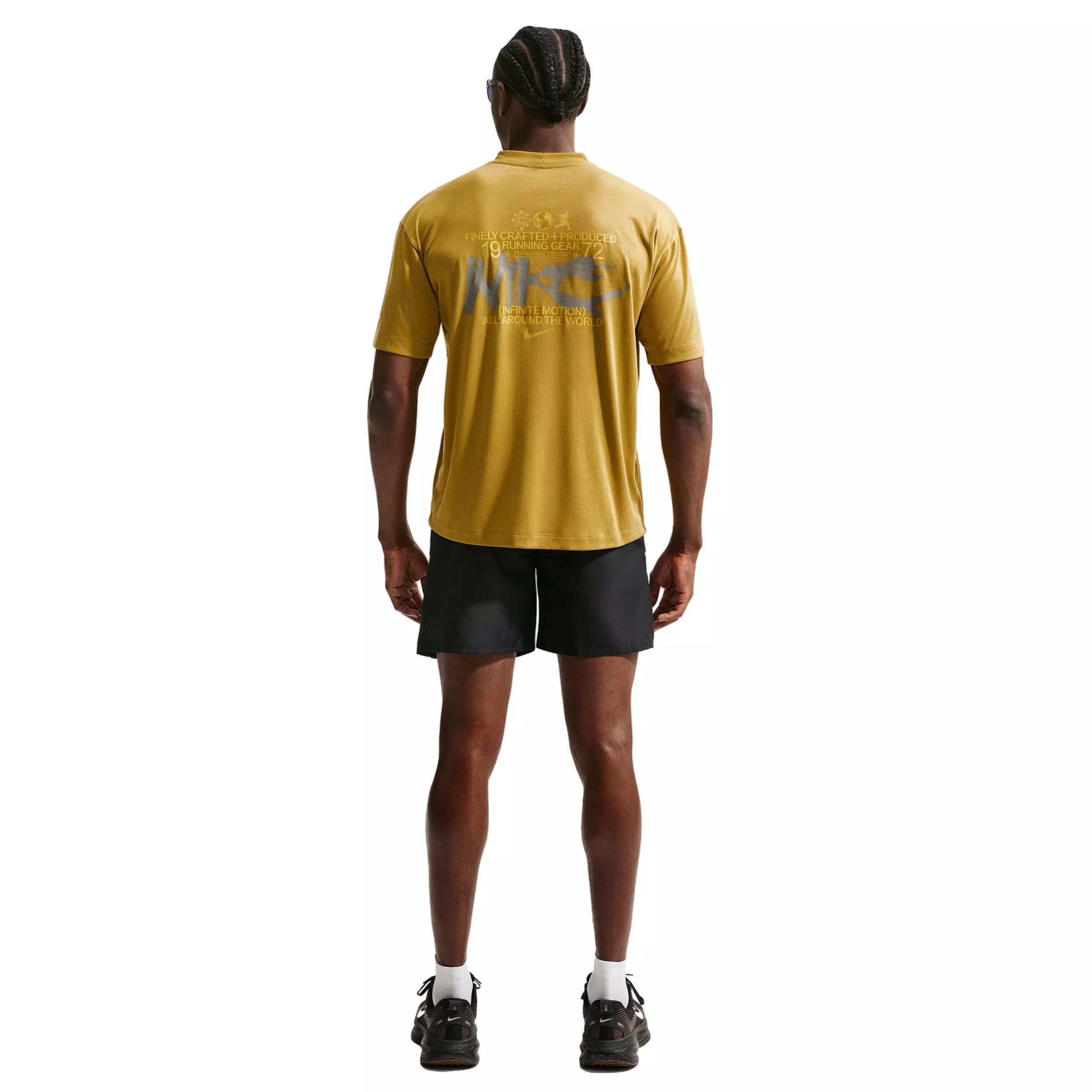 Nike Men's Disrupt Dri-FIT Short-Sleeve Running Top - GOLD