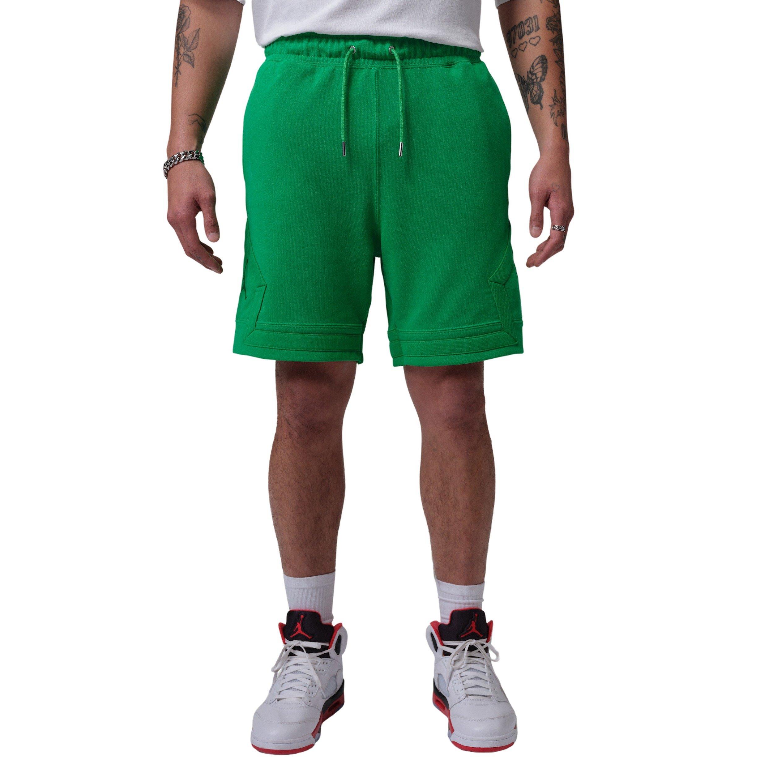 Jordan Men's Flight Fleece Diamond Shorts - GREEN Thumbnail View 3