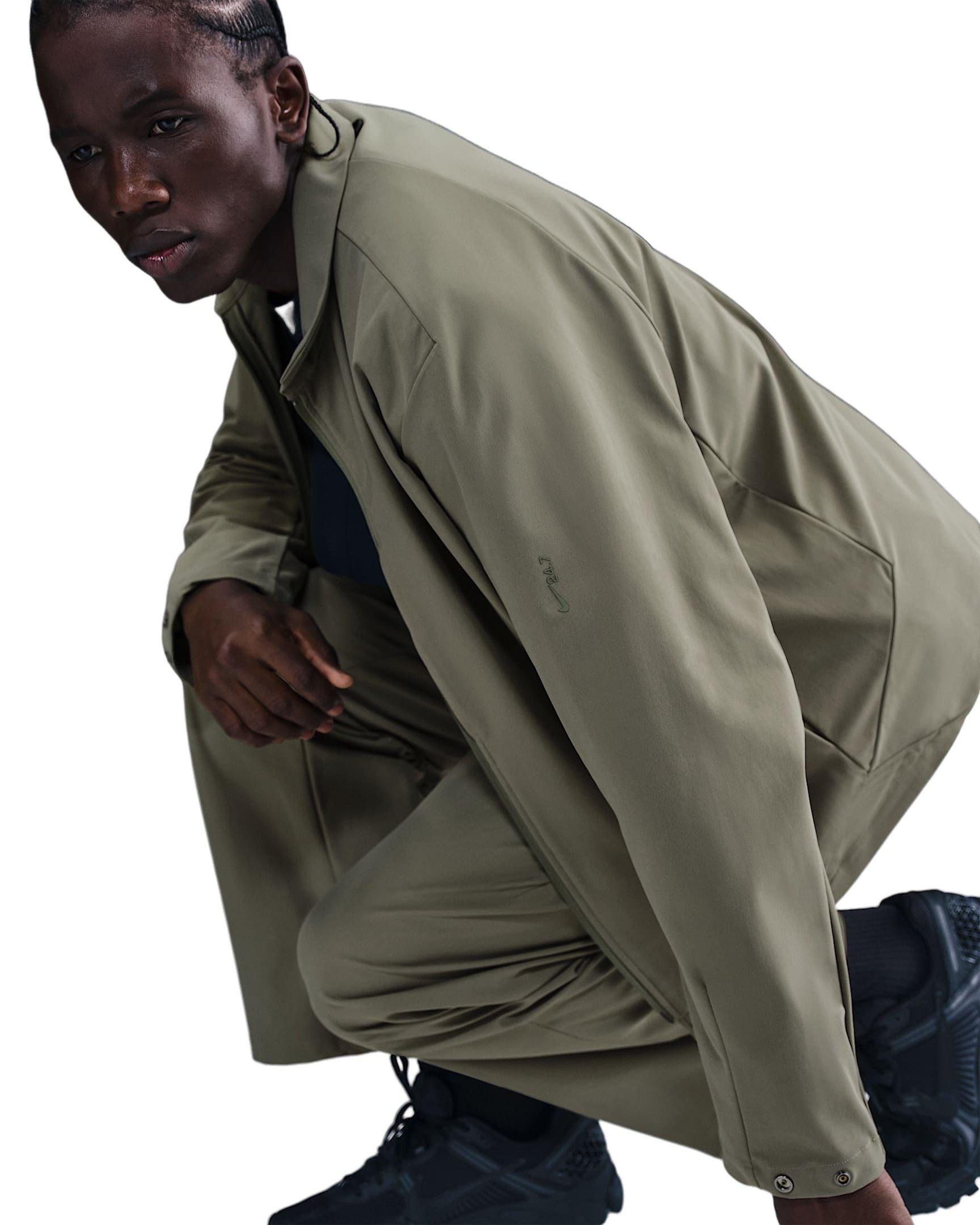 Nike Men's 24.7 PerfectStretch Dri-FIT UV Jacket - GREEN Thumbnail View 3