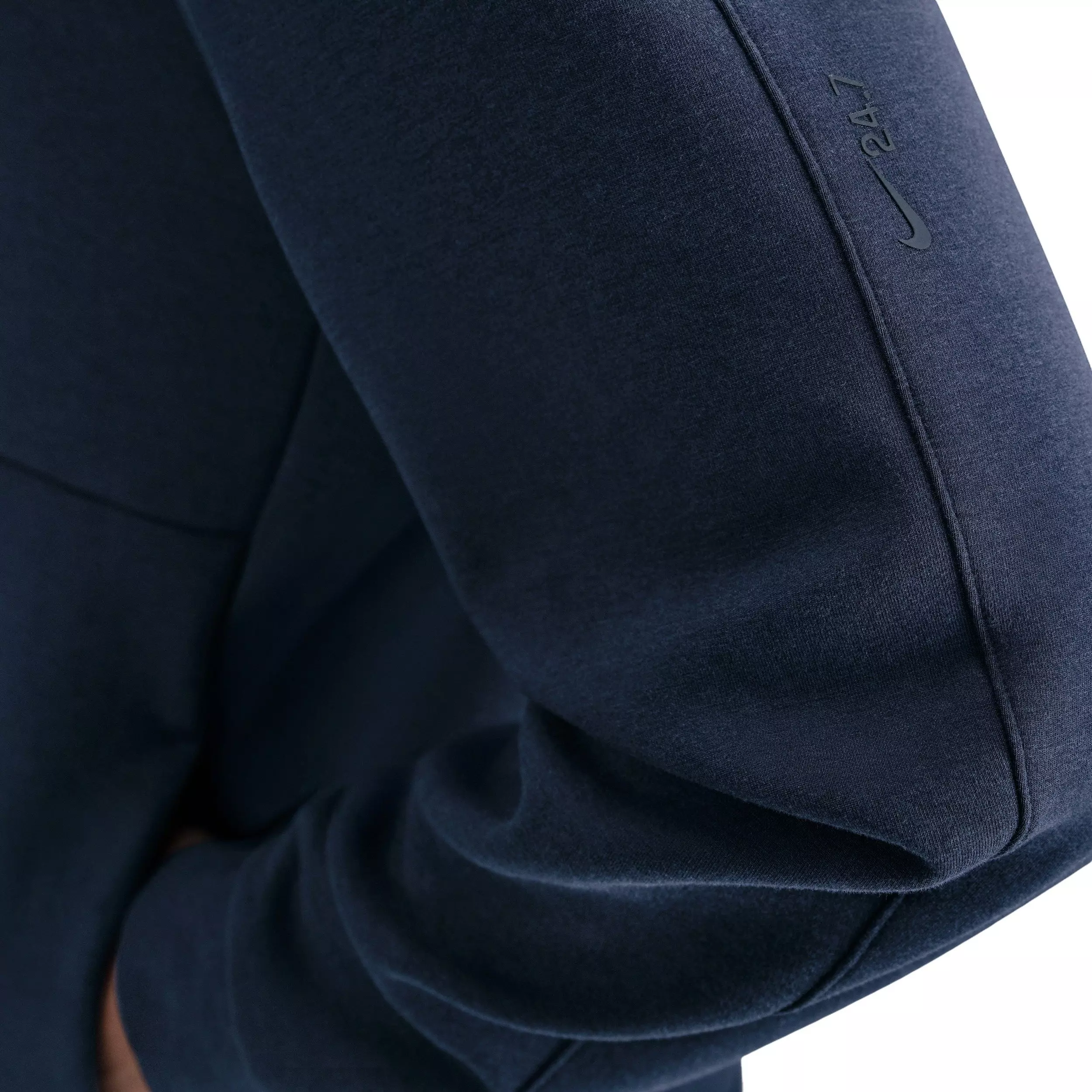 Nike Men's 24.7 ImpossiblySoft Dri-FIT 1/2-Zip Top - BLUE